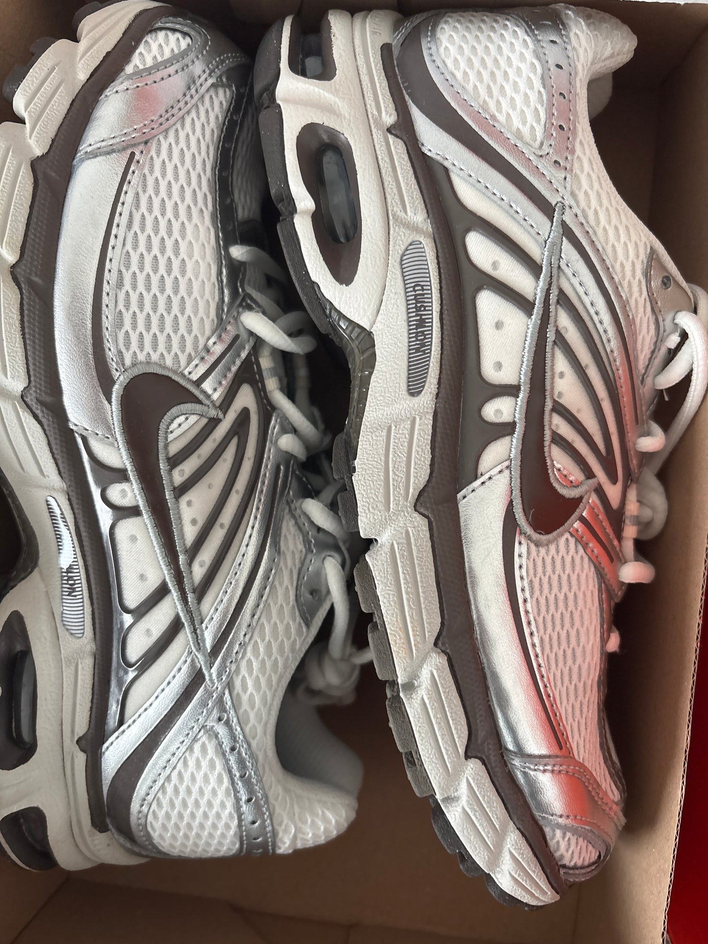 Nike Air Max Moto, braun/weiss/grau, Größe 44