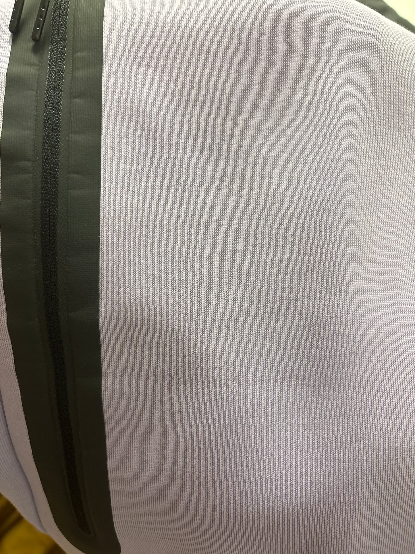 Nike Techhose kurz in Flieder , Größe wählbar