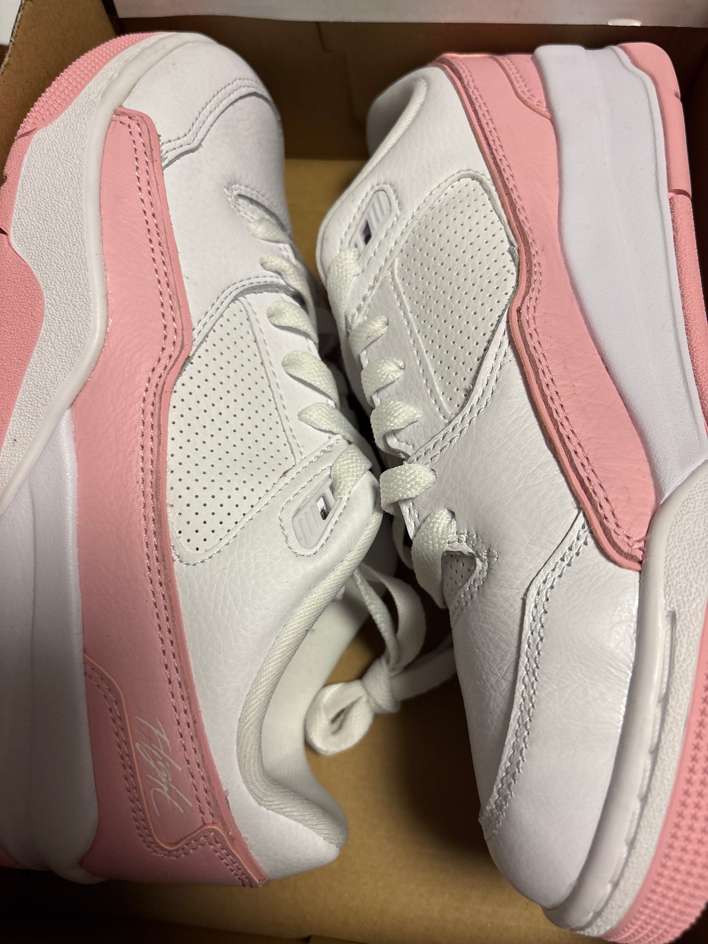 Nike Jordan Flight Court weiss/rosa, Grösse 40