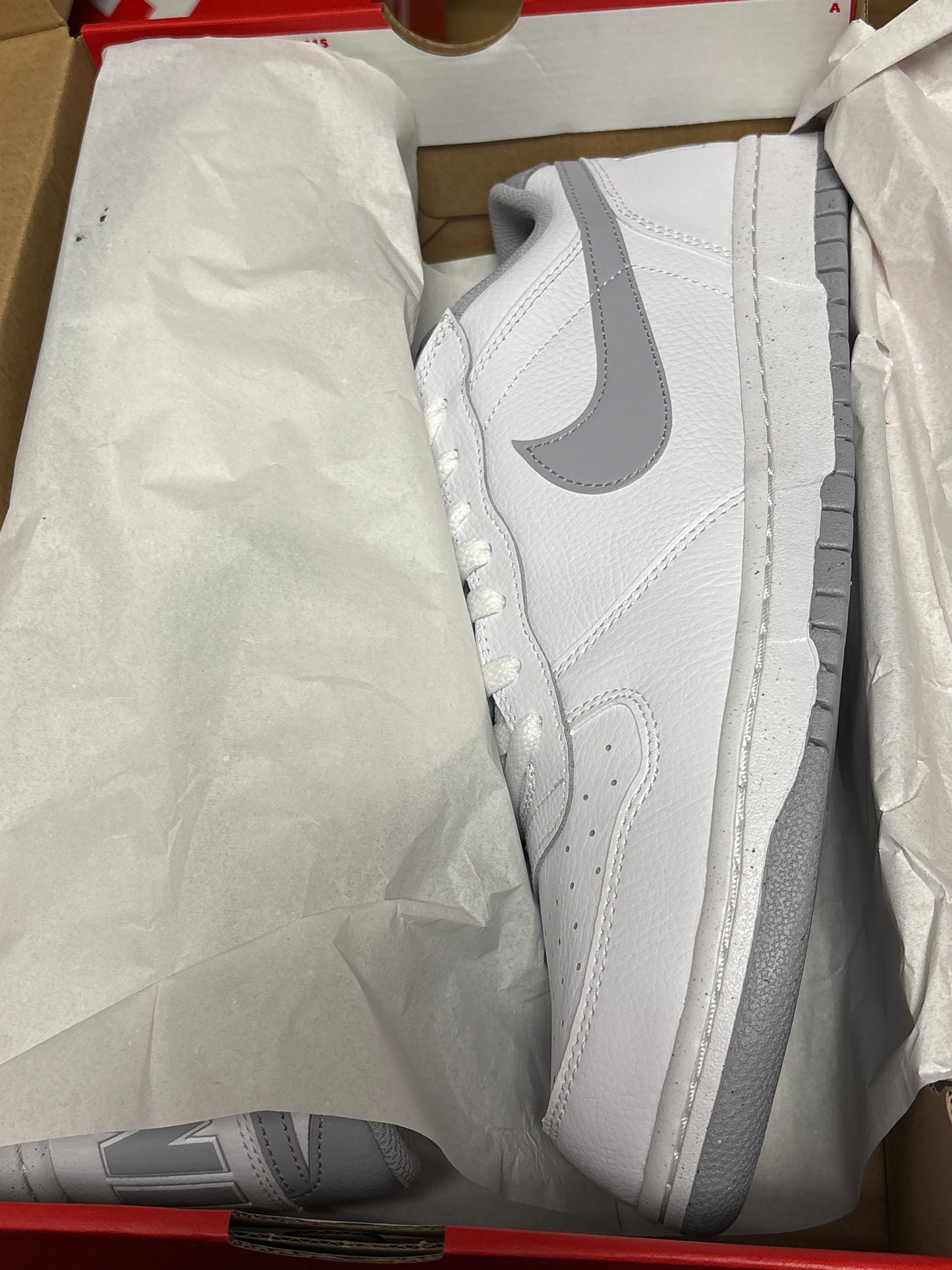 Big Nike Low in weiß/grau, Größe 47,5