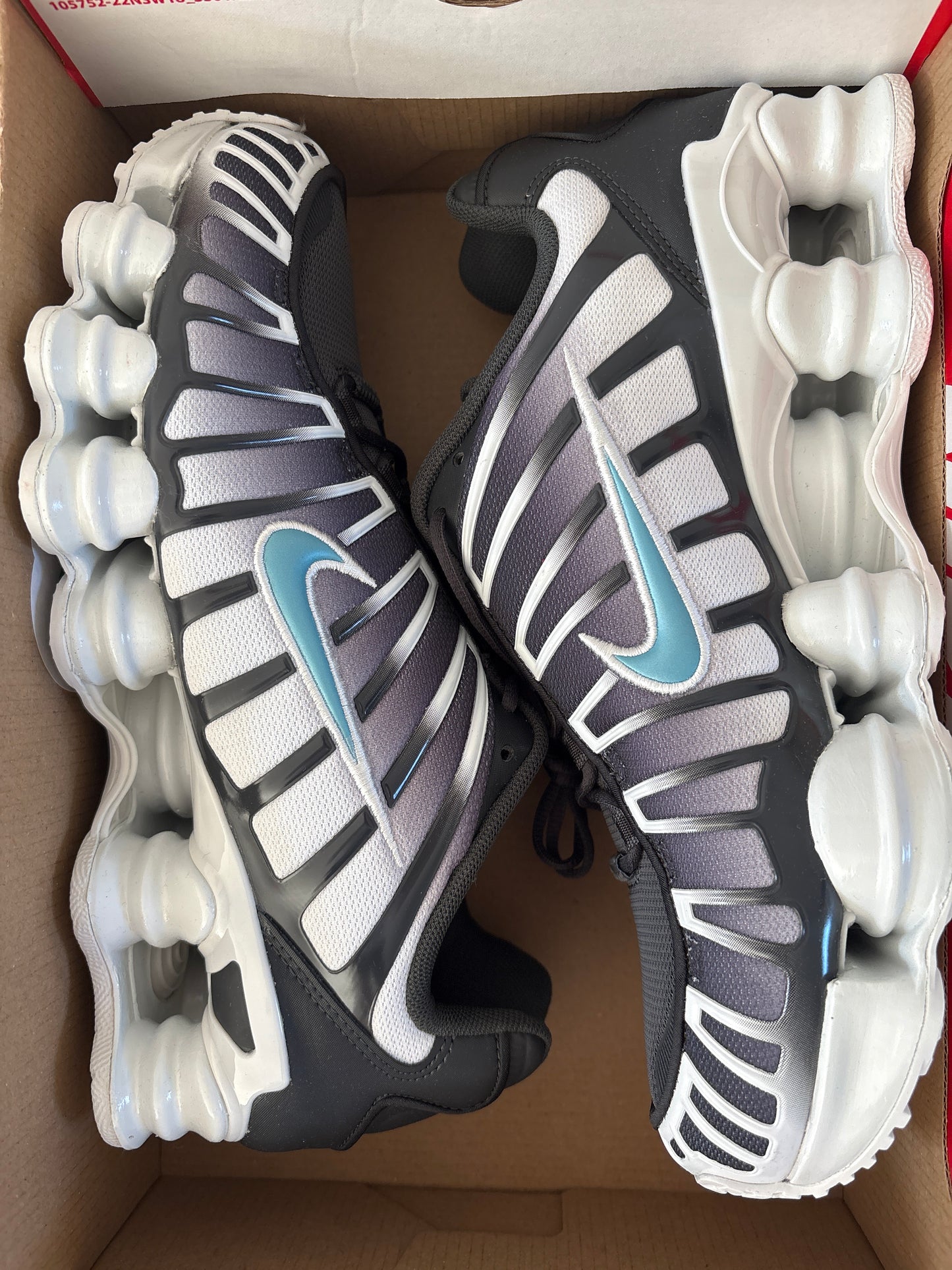 Nike Shox TL in weiss/schwarz/blau, Größe 44,5