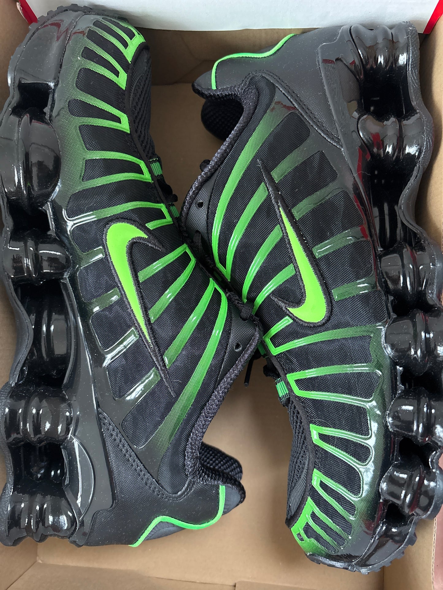 Nike Shox TL in schwarz/grün , Größe 43