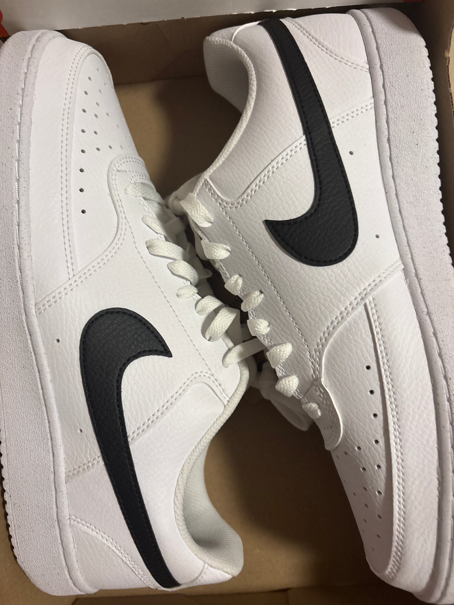 Nike Court Vision low, Gr. 45 in weiss/schwarz