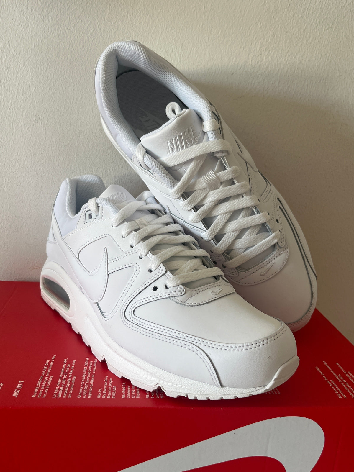 Nike Air Max Command in weiß, Größe wählbar