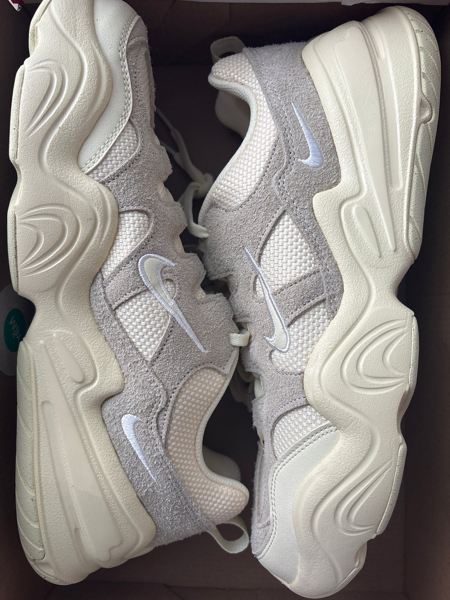 Nike Tech Hera, creme , Größe wählbar