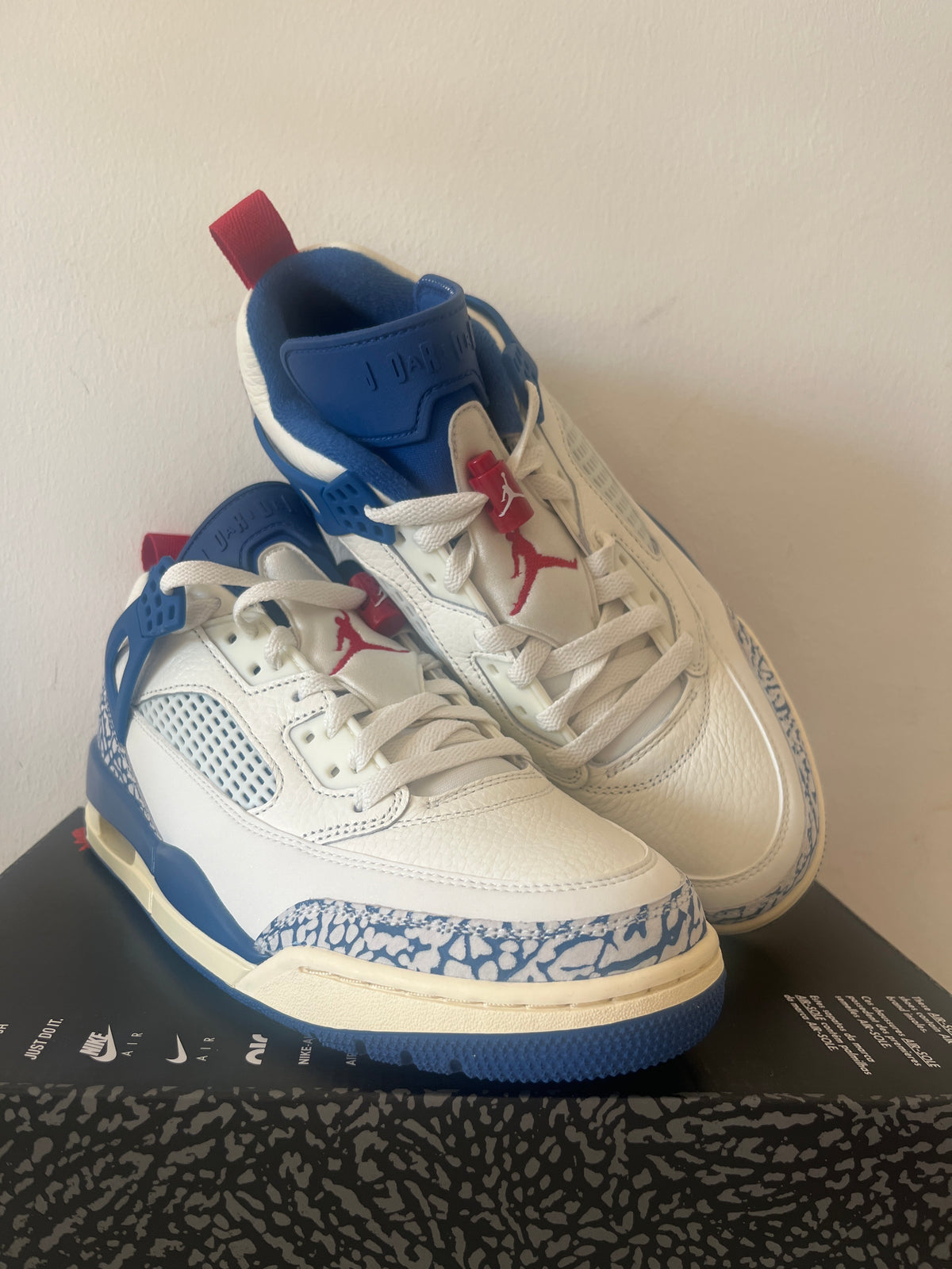 Nike Jordan Spizike low, blau/creme/rot, Größe 41