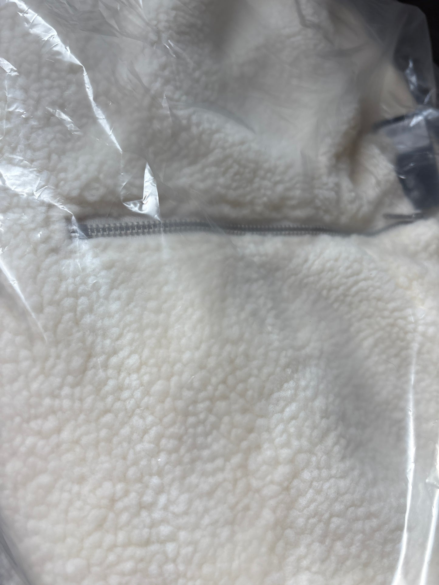 Urban Classics Plüsch Zipper, weiss, Größe wählbar