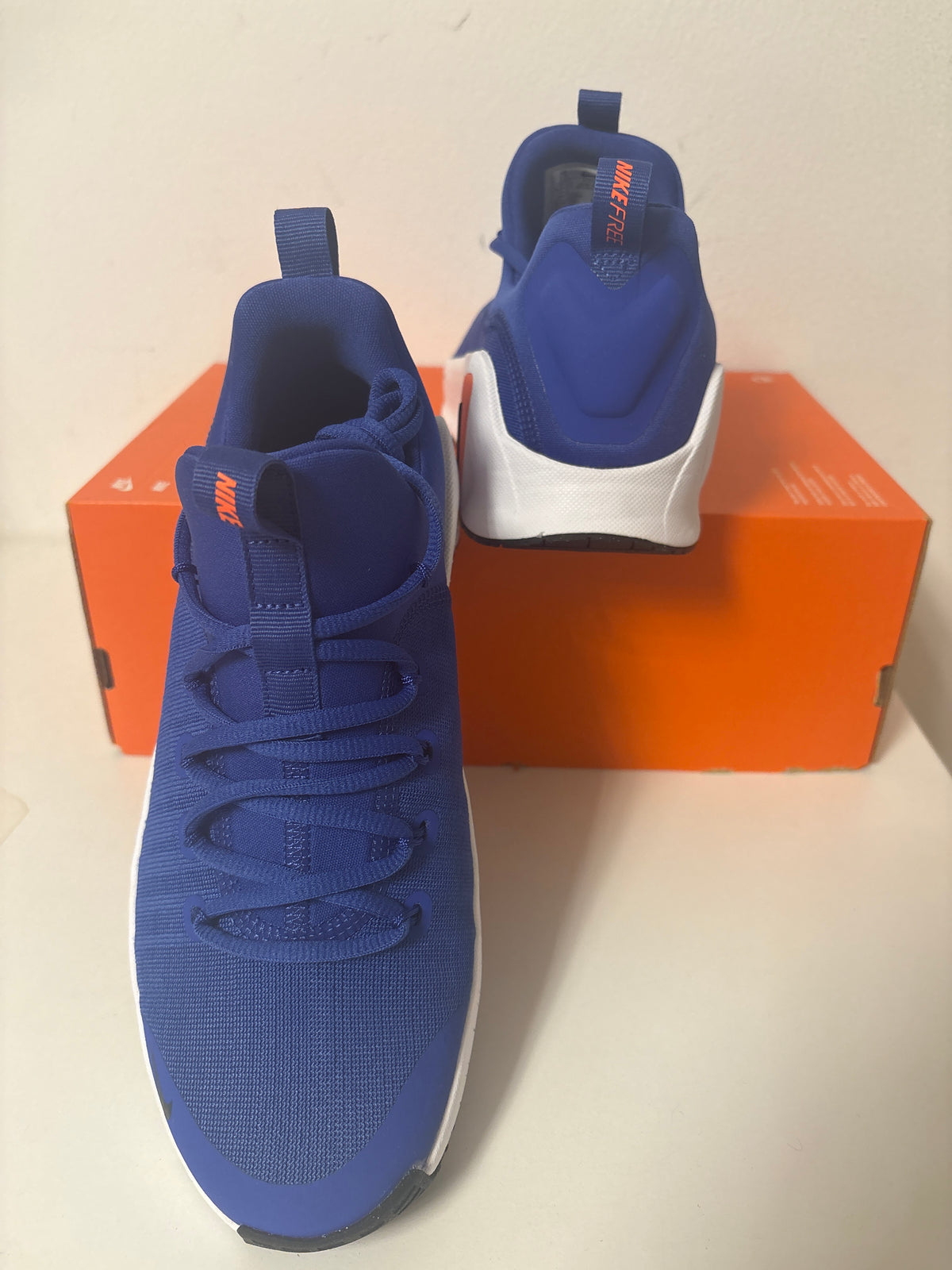 Nike Free Metcon 6, Größe 40,5 in blau/weiss/orange/schwarz