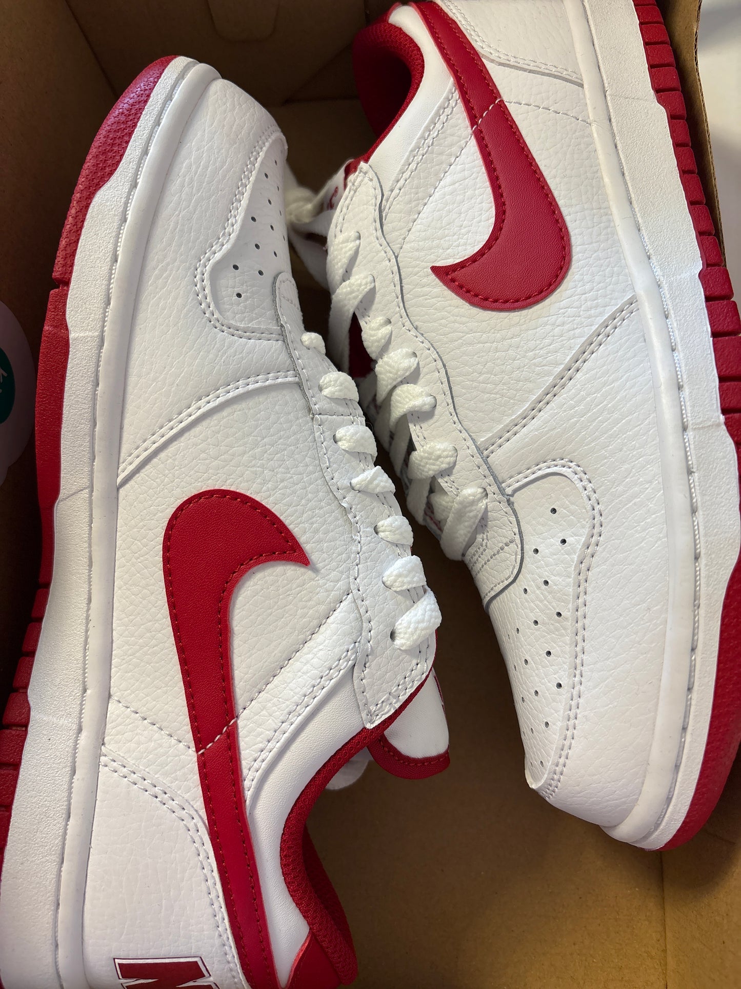 Big Nike low weiss/rot, Größe 38,5