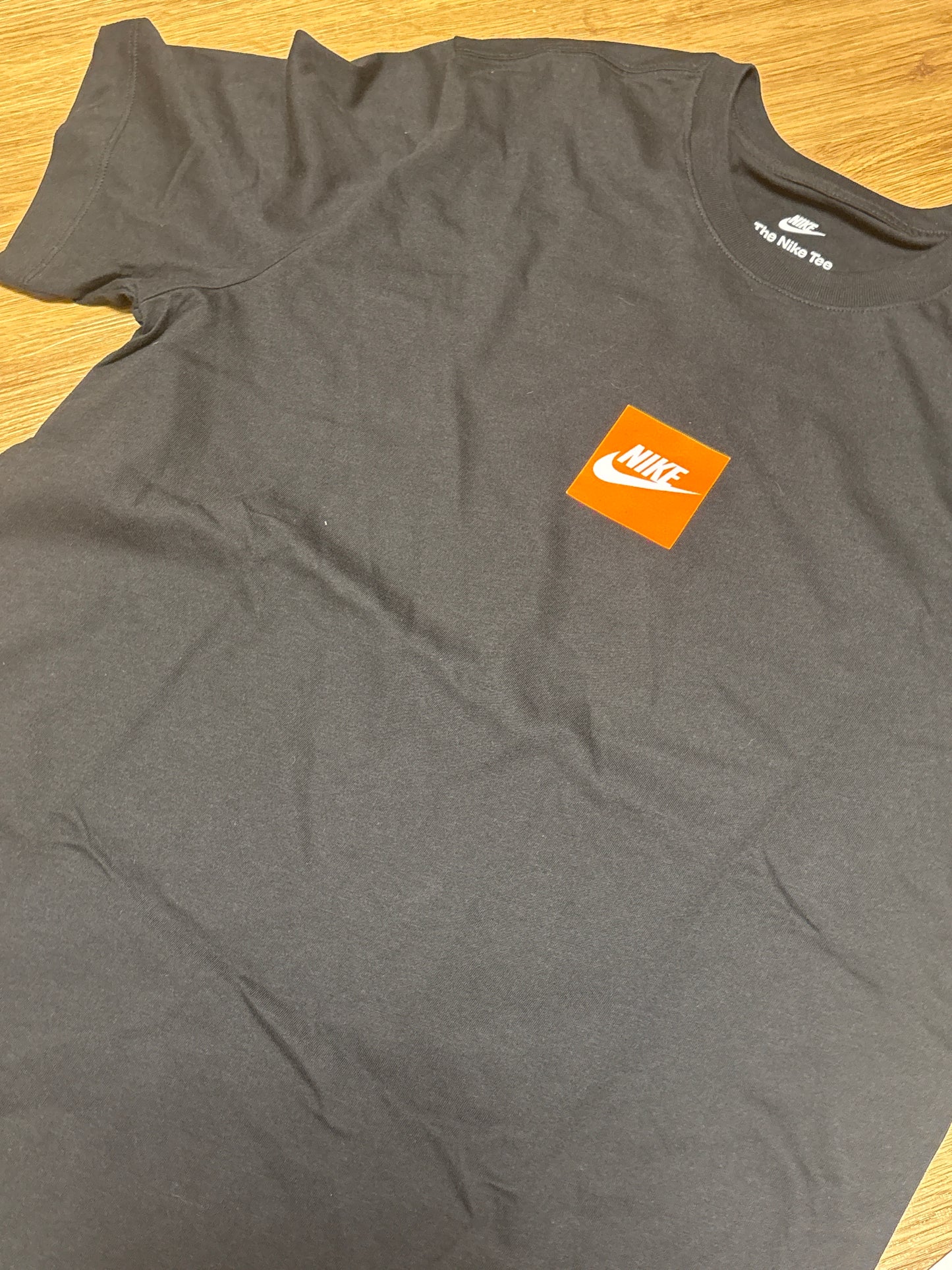 Nike Tshirt „Just Do It“ in Schwarz, Größe M