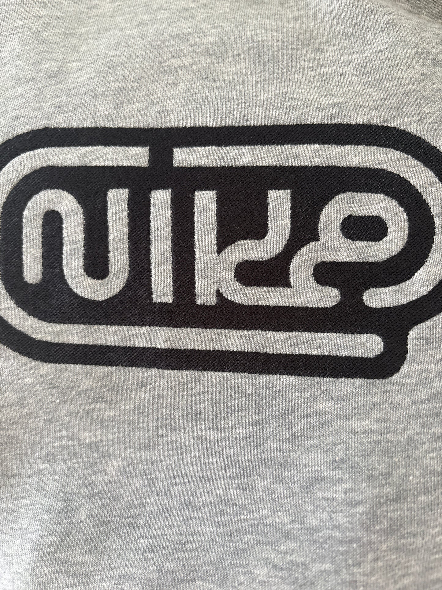 Nike Hoodie Größe XL in grau