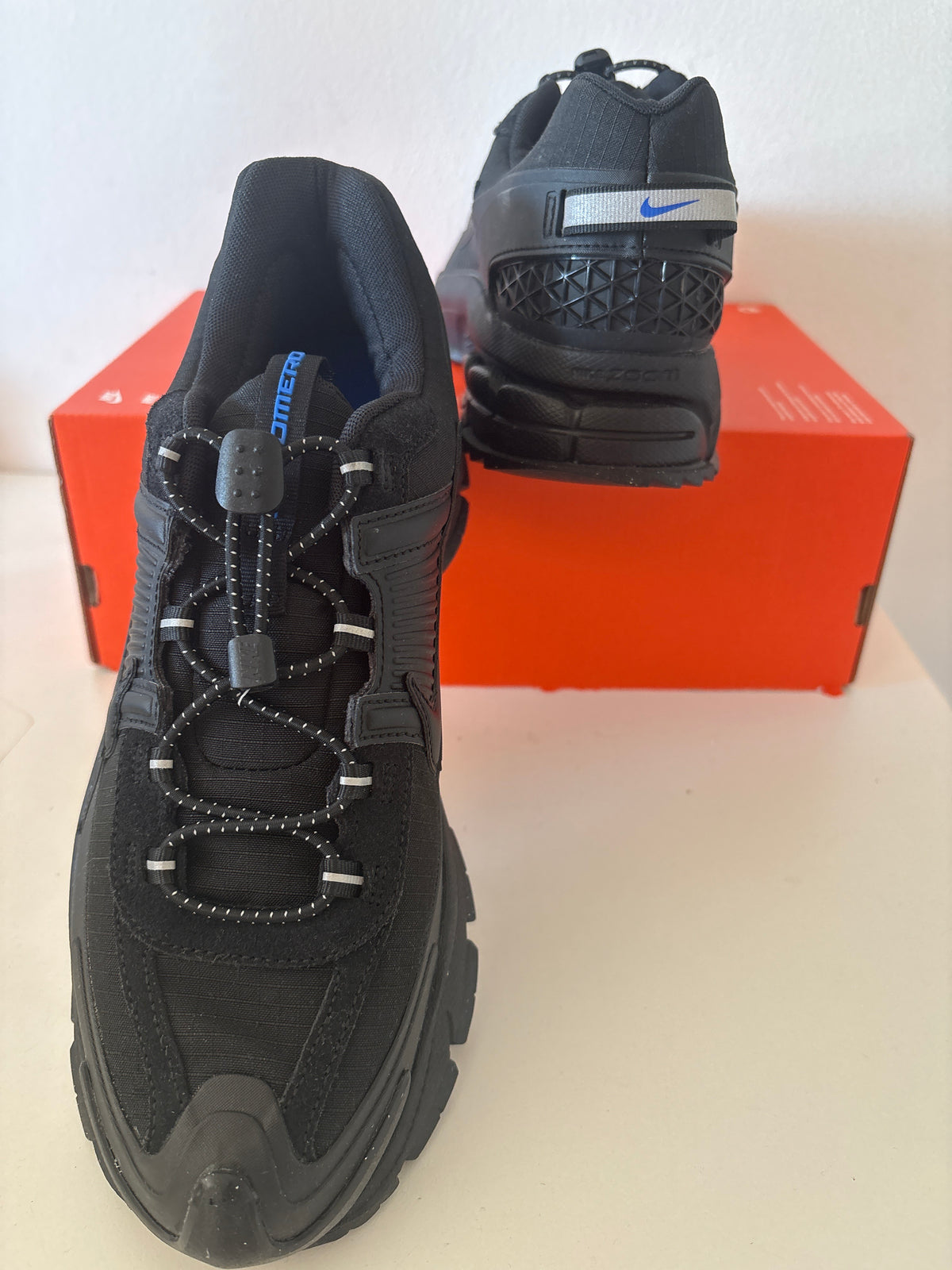 Nike Zoom Vomero Roam in schwarz, Größe 42,5