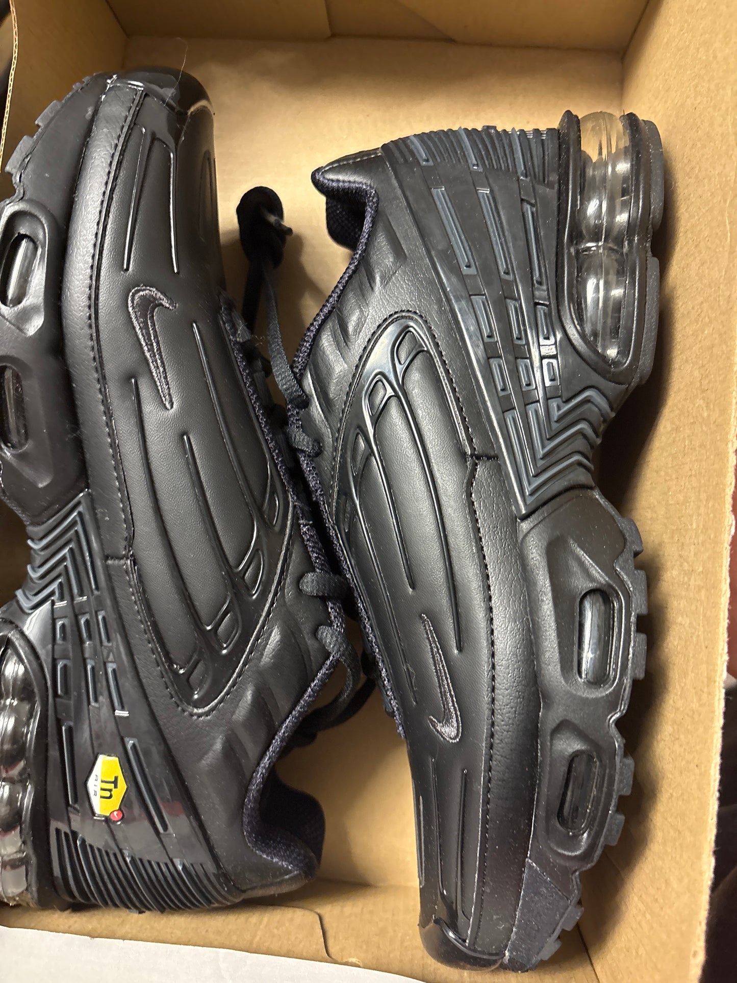 Nike Air Max Plus 3 LTR in schwarz, Größe wählbar
