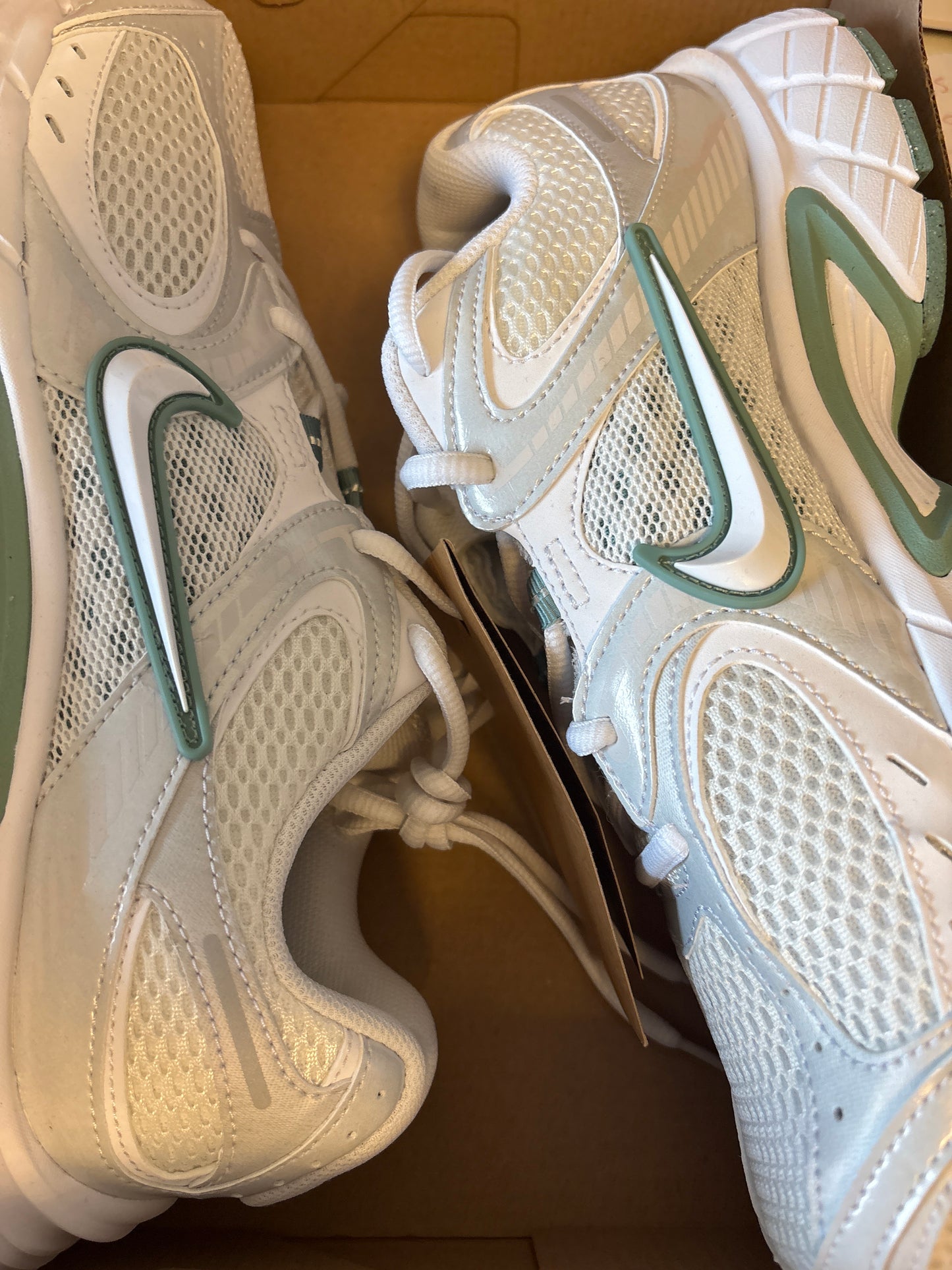 Nike V5 RNR Größe wählbar in weiss/grün