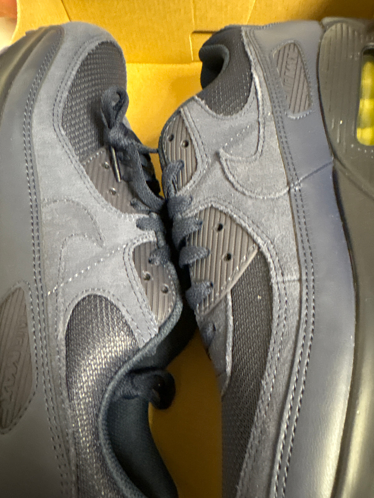 Nike Air Max 90 in dunkelblau, Größe wählbar