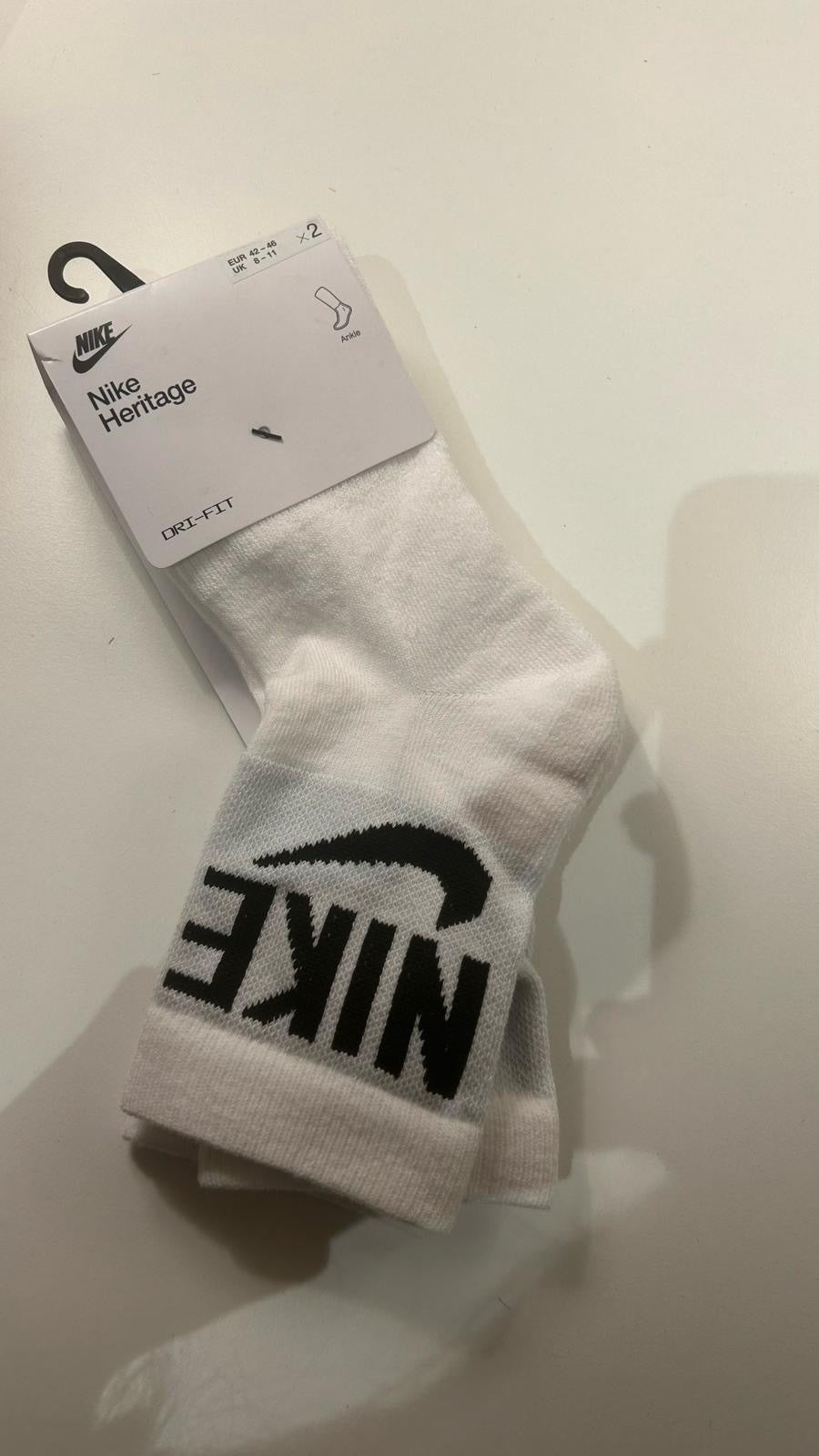 Nike Sport Socken DRI-FIT, 2er Pack in weiss/schwarz, Größe wählbar
