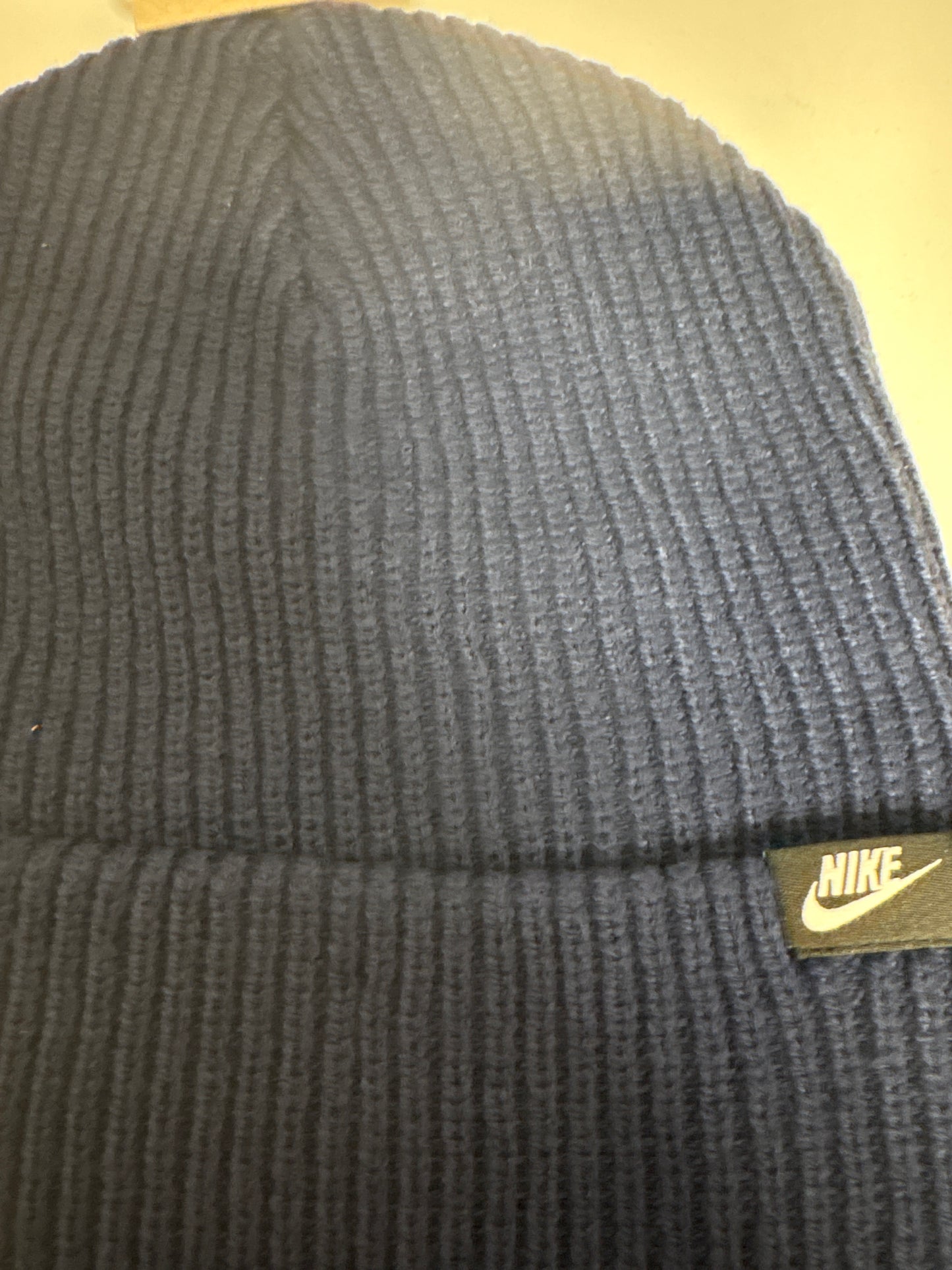 Nike Wollmütze in dunkelblau/weiss