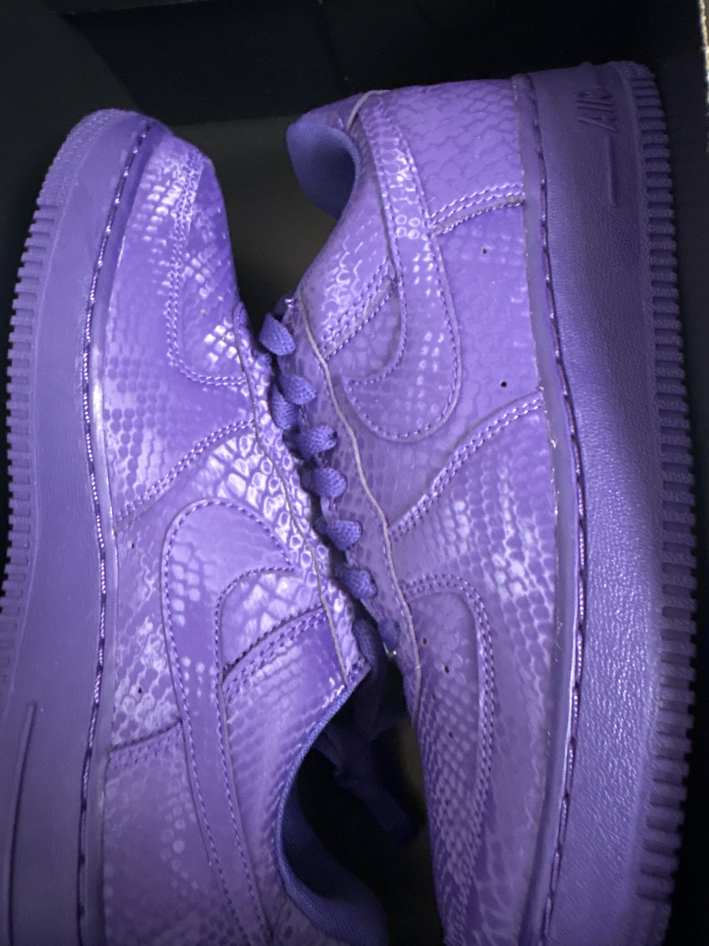 Nike Air Force 1 Kobe, Größe 40, lila