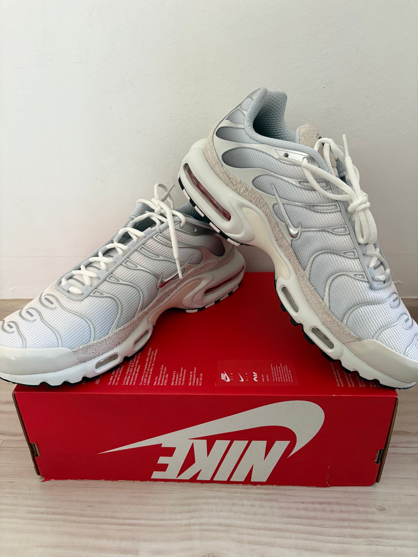 Nike Air Max Plus TN weiss/hellblau/grau, Größe wählbar