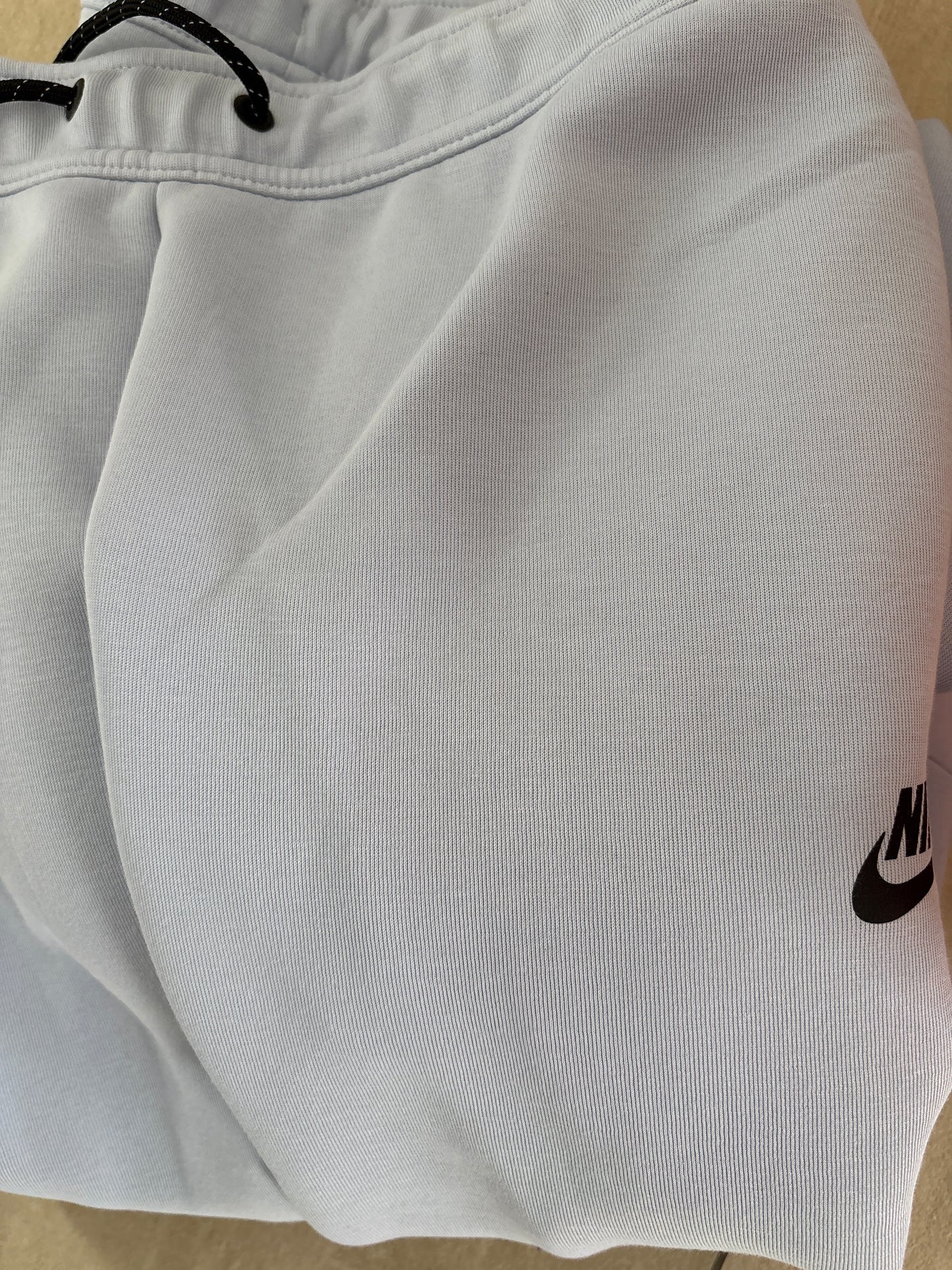 Nike Techhose in Flieder , Größe wählbar