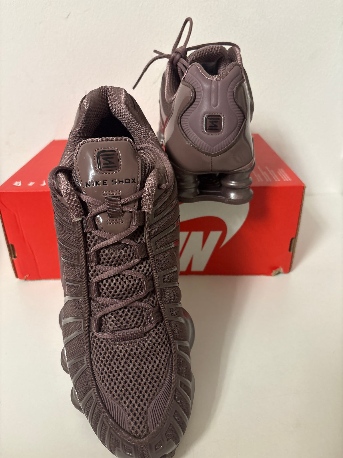 Nike Shox TL in dunkelbraun/bordeaux, Größe wählbar