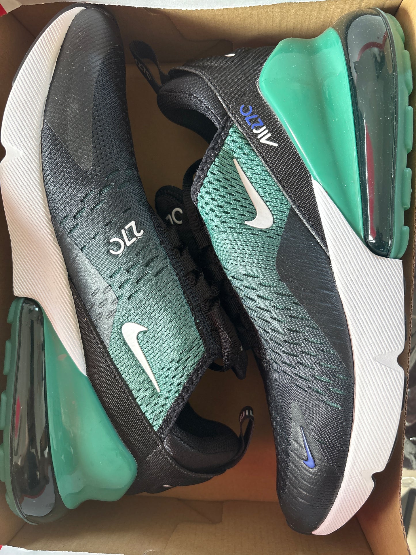Nike Air Max 270 Größe 40