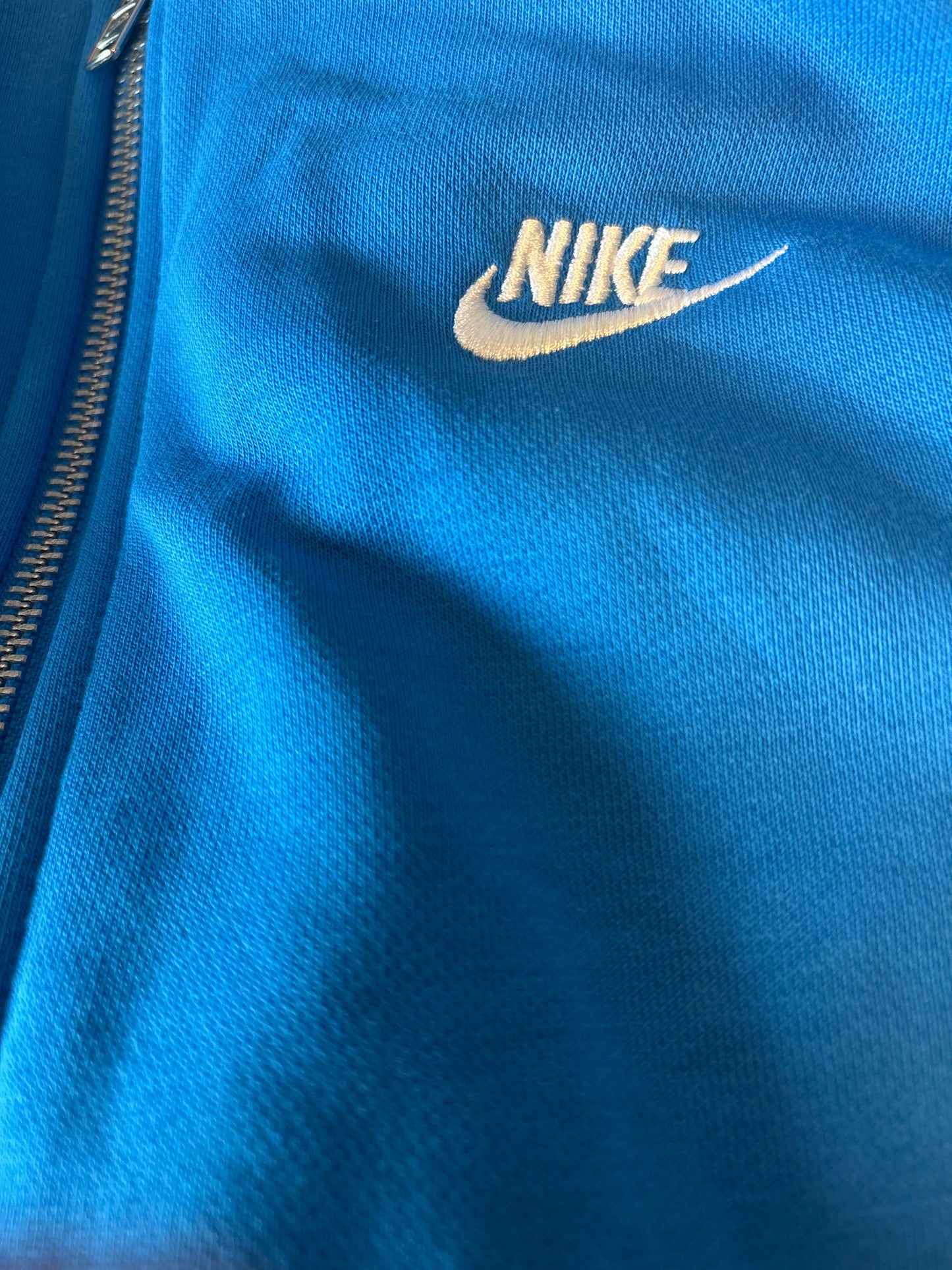 Nike Joggingjacke in blau , Grösse M