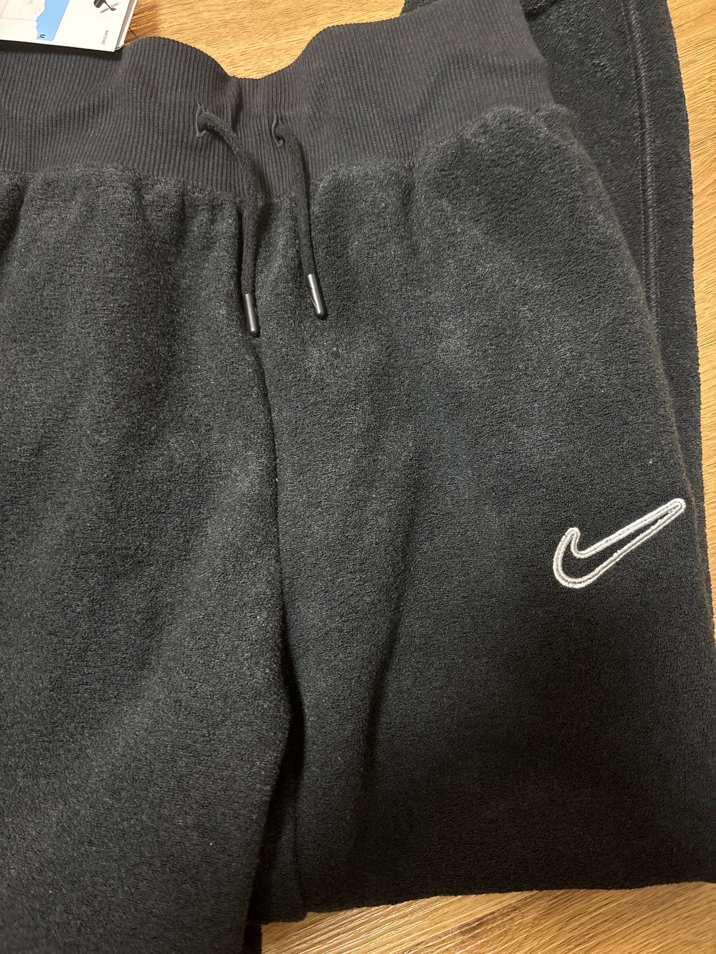 Nike Jogginghose, schwarz Plüsch, Größe Kinder M