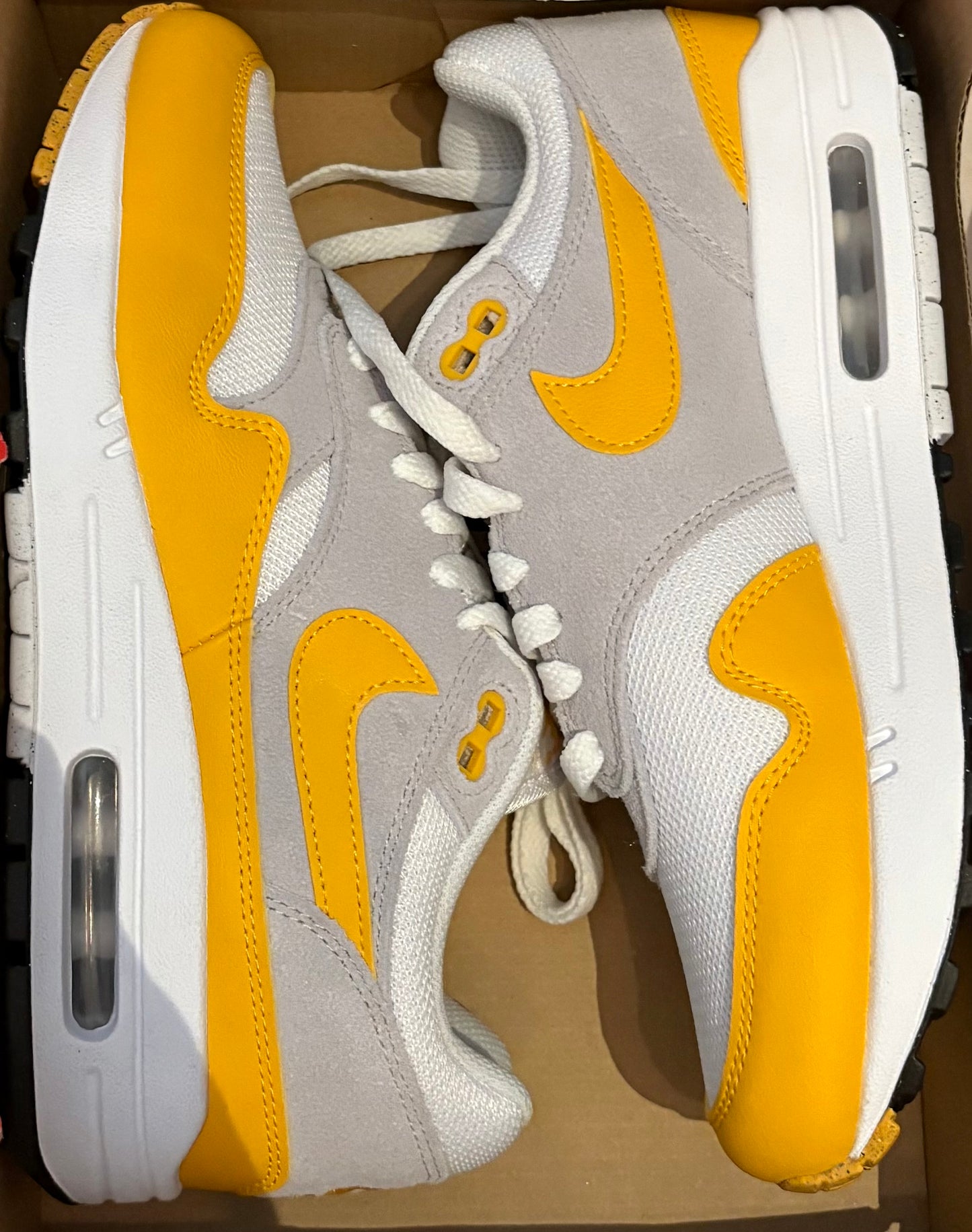 Nike Air Max 1 gelb/grau/weiss, Gr. 38,5