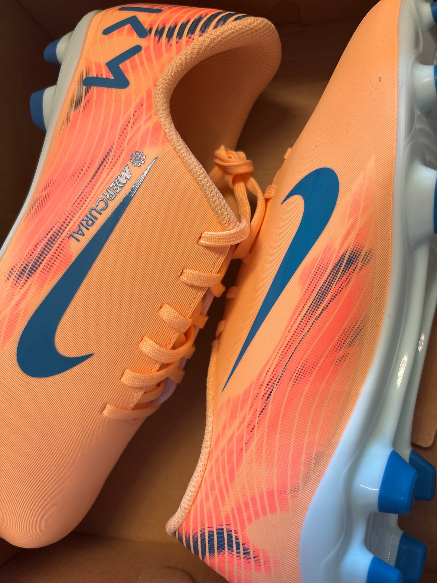 Nike Zoom Vapor 16 KM, Größe 37,5 ( Fussballschuh )