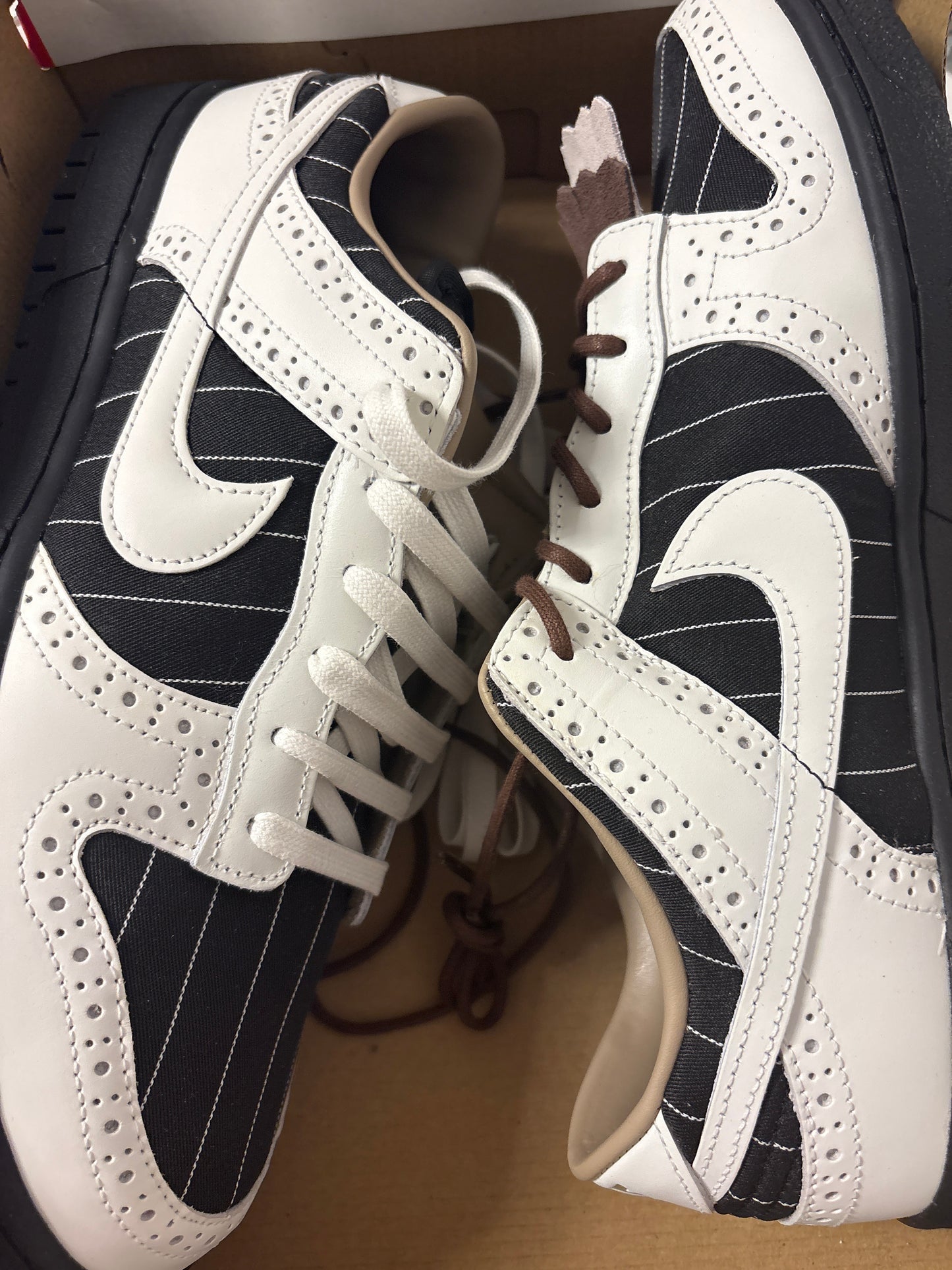 Nike Dunk low weiss/schwarz LX, Größe wählbar