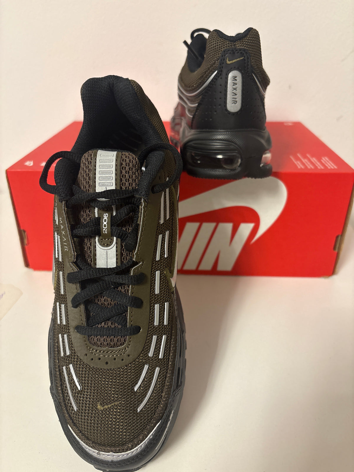 Nike Air Max TL 2.5 in schwarz/dunkelgrün, Größe wählbar