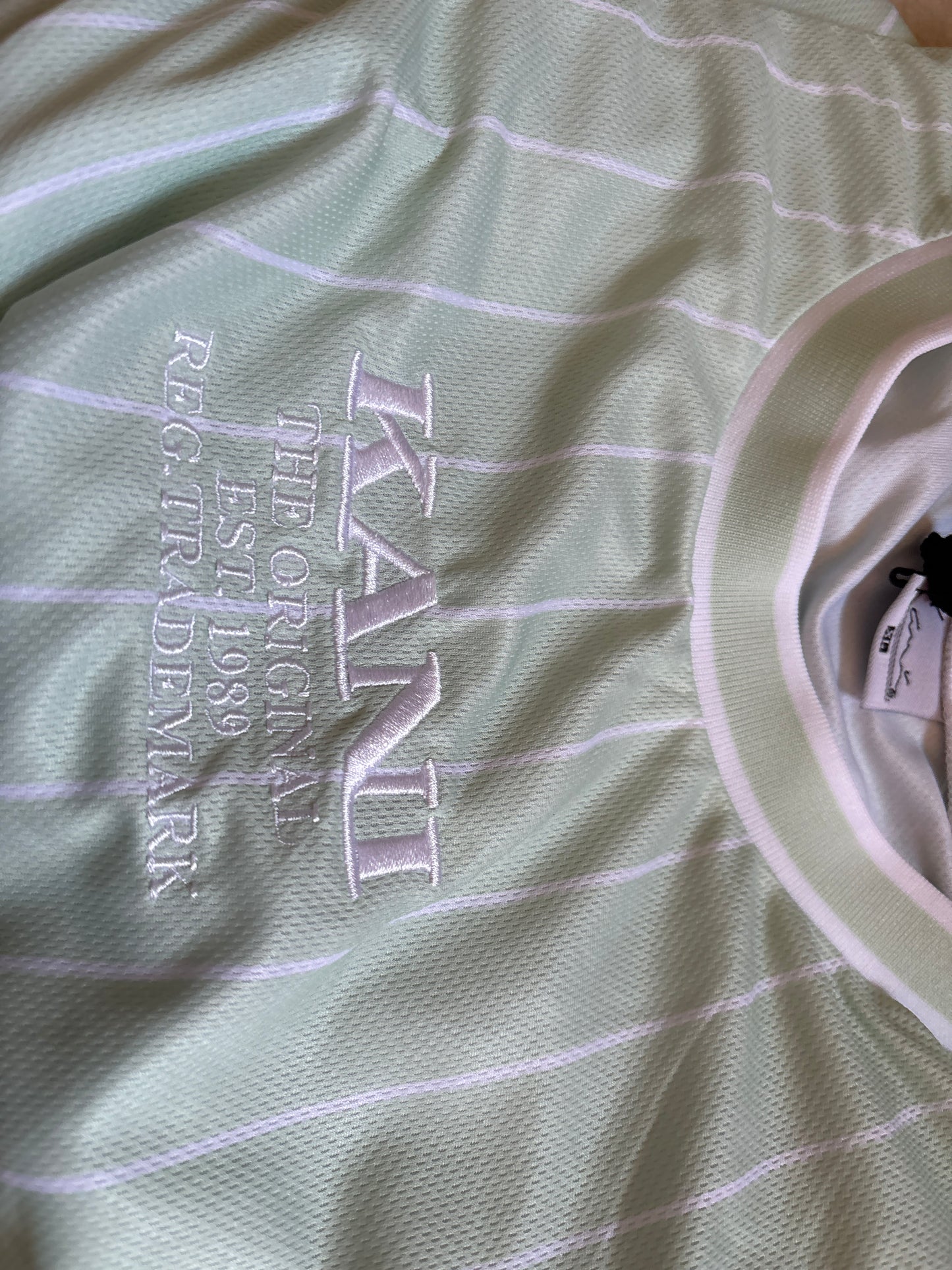 Karl Kani Trägershirt, Größe XL in weiss/mint