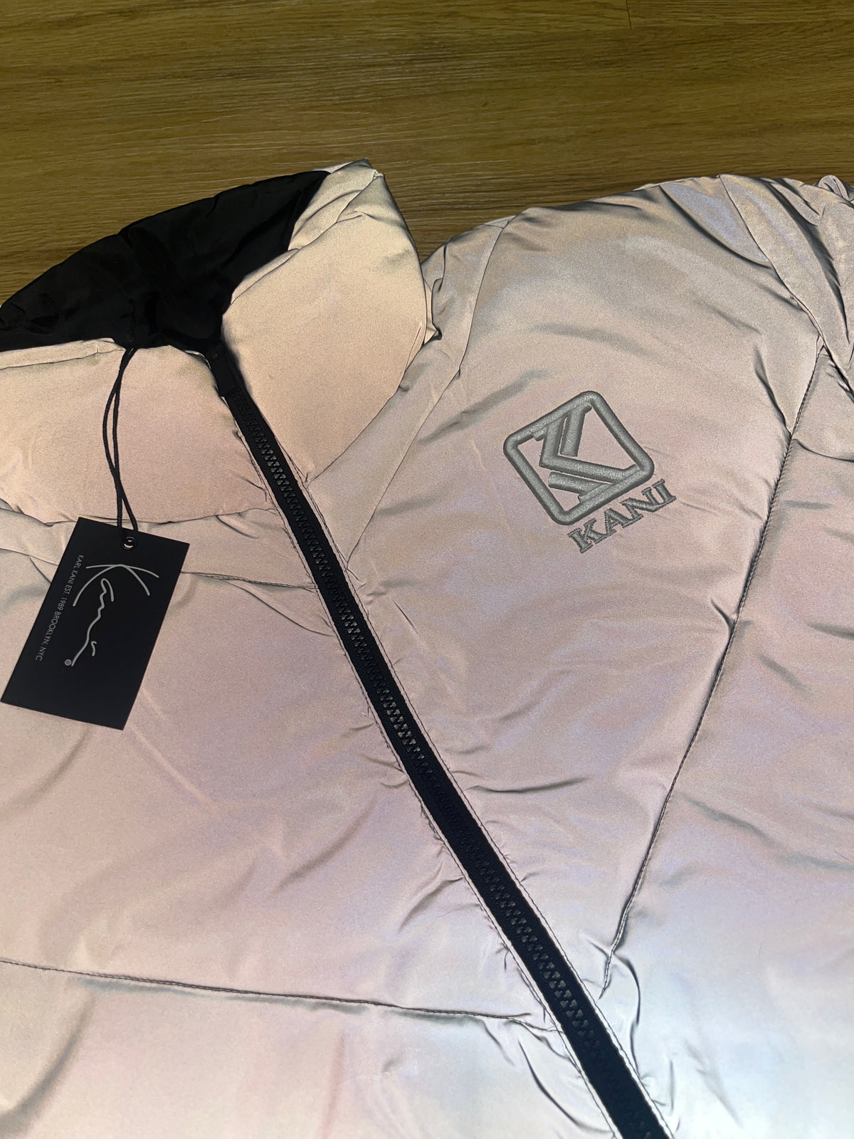Karl Kani Puffer Reflektor-Jacke in grau, Größe wählbar