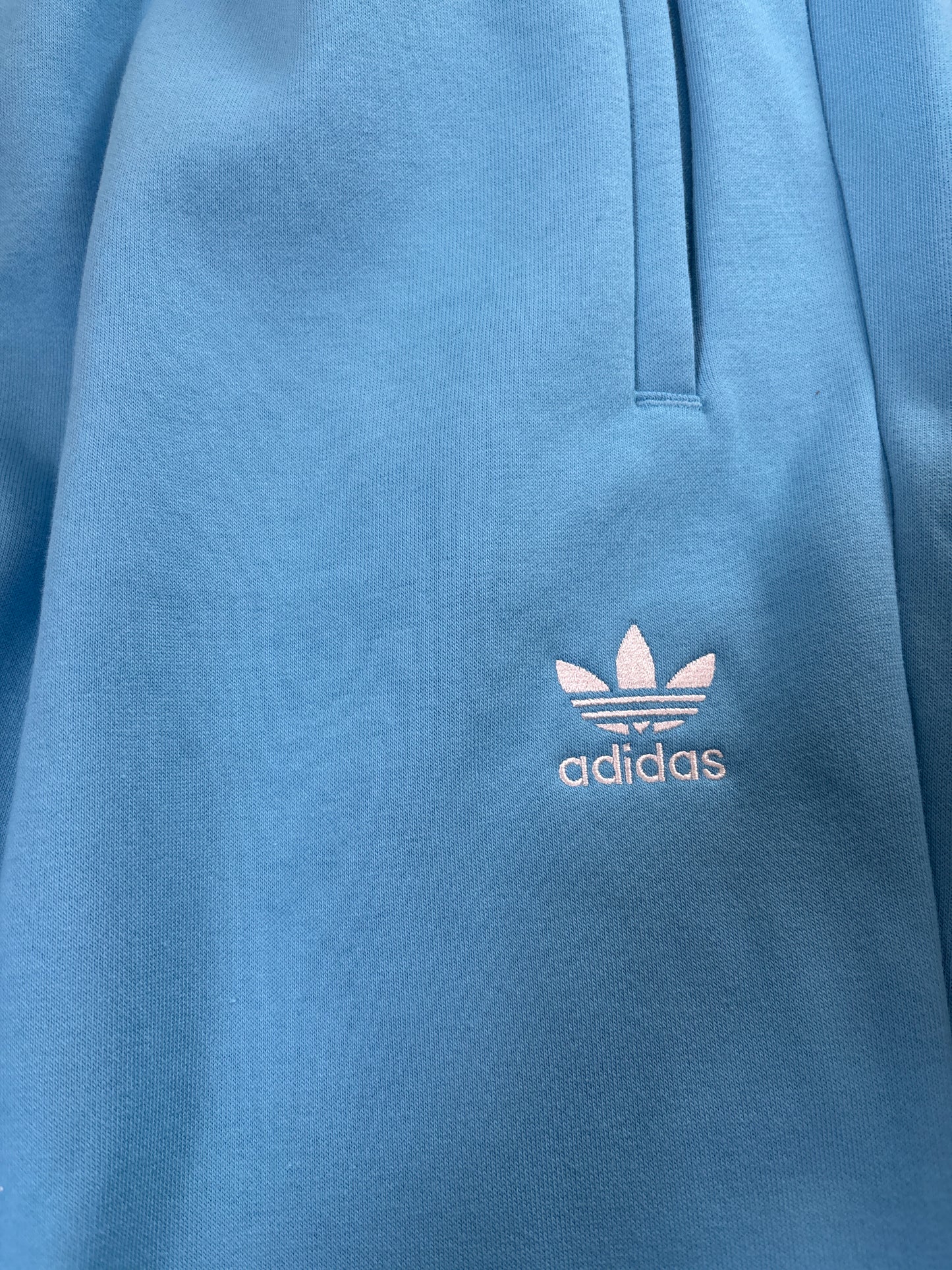 Adidas kurze Hose, blau, Größe wählbar