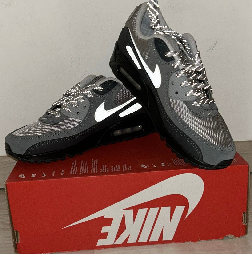 Nike Air Max 90, grau/weiss/schwarz in Größe wählbar