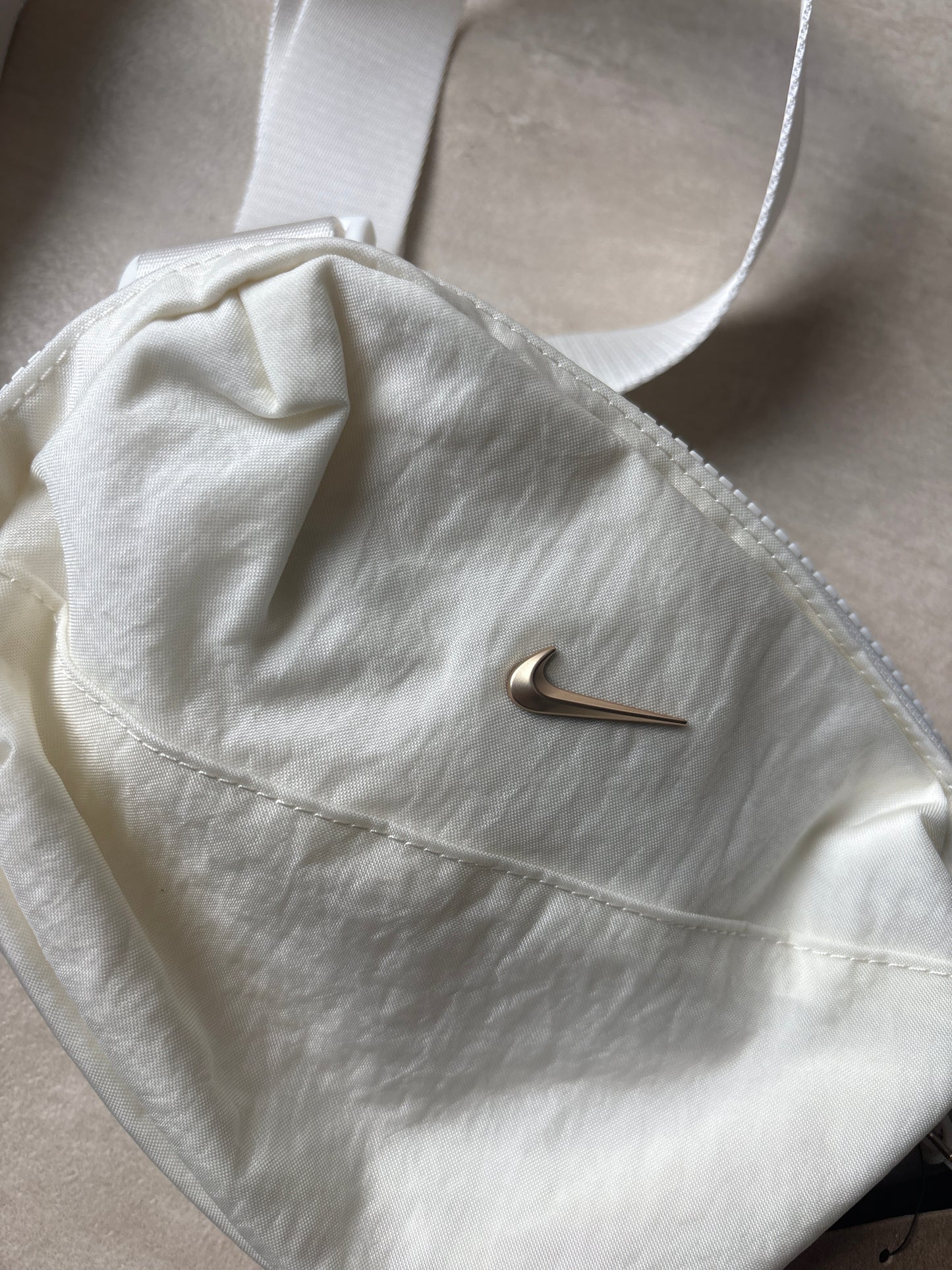 Nike Umhängetasche hellcreme