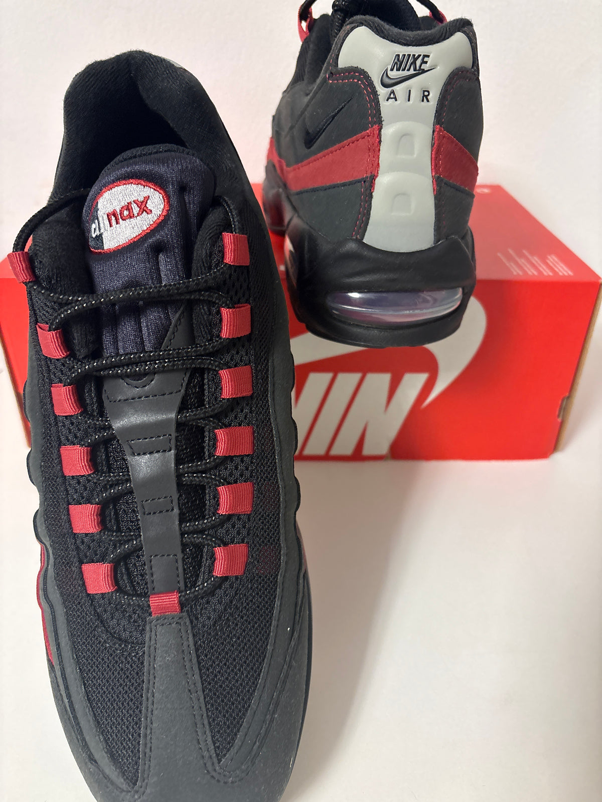 Nike Air Max 95 Big bubble in schwarz/rot, Gr. 48,5