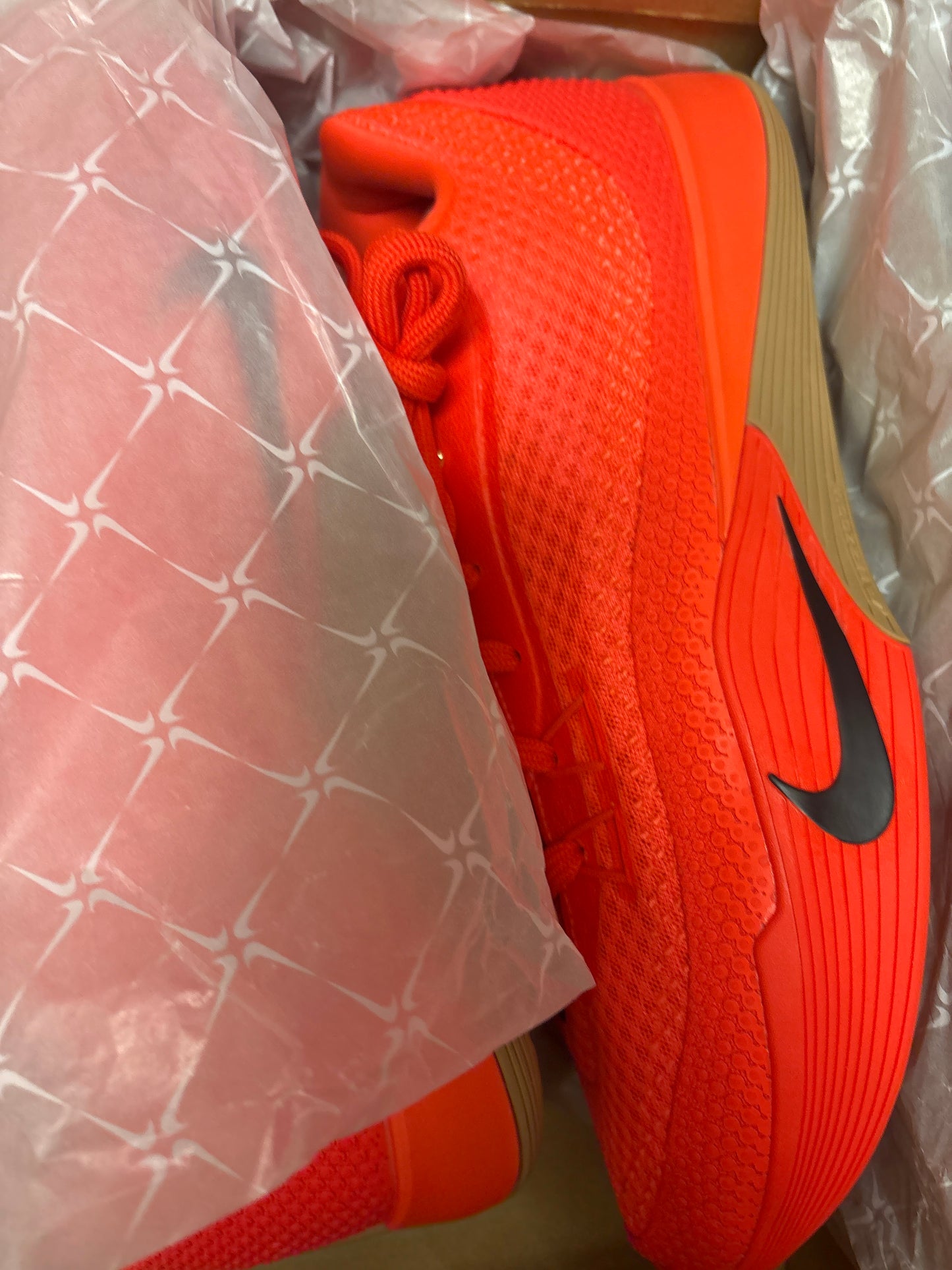 Nike S.T. Flare in rot, Größe wählbar