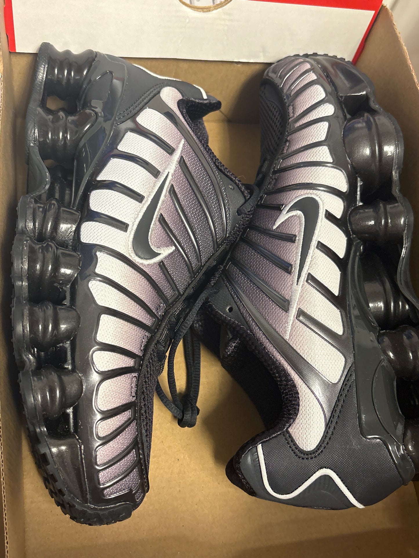 Nike Shox TL in schwarz/weiss, Größe 40