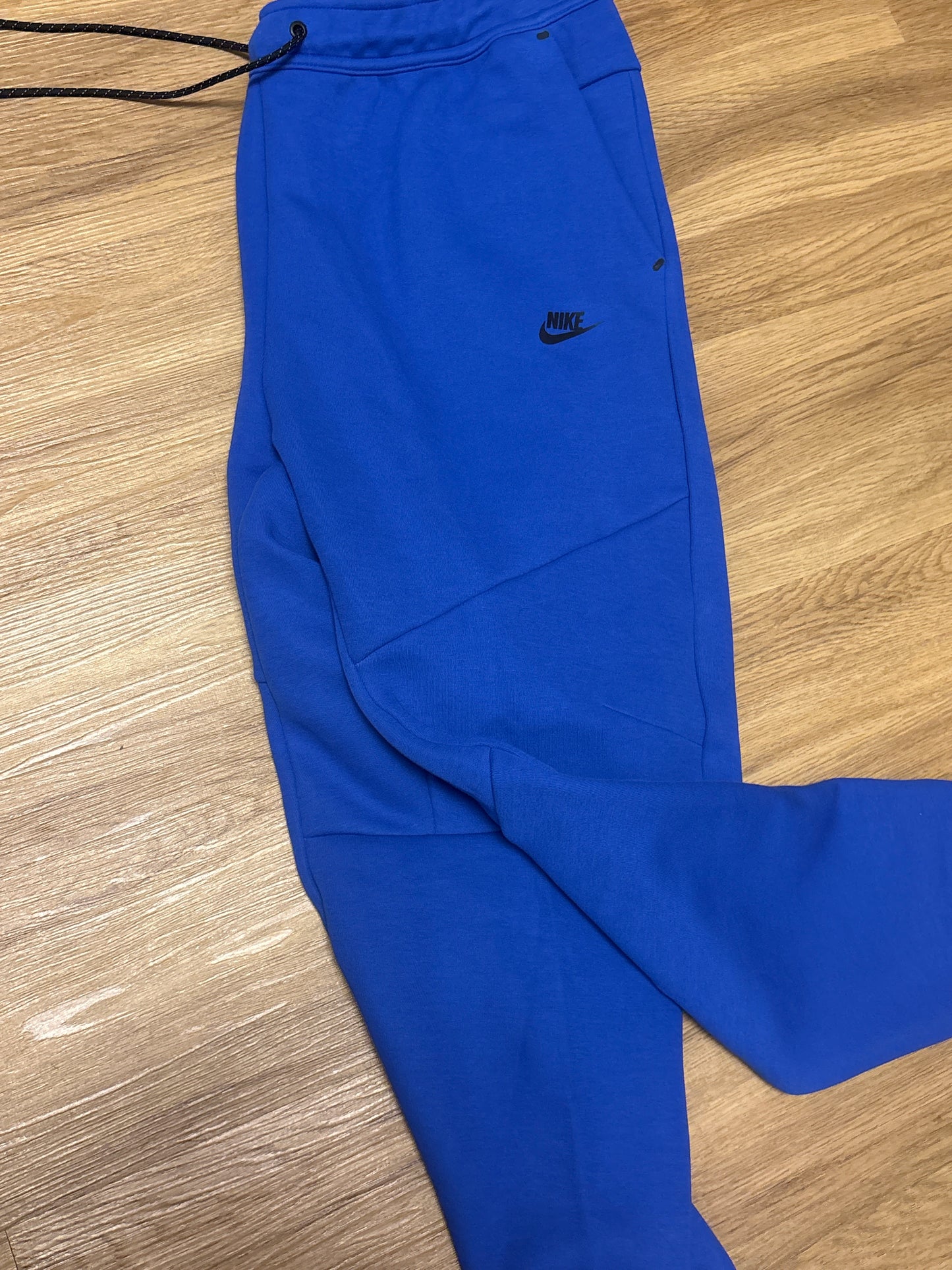 Nike Jogginghose in dunkelblau/schwarz, Größe XL