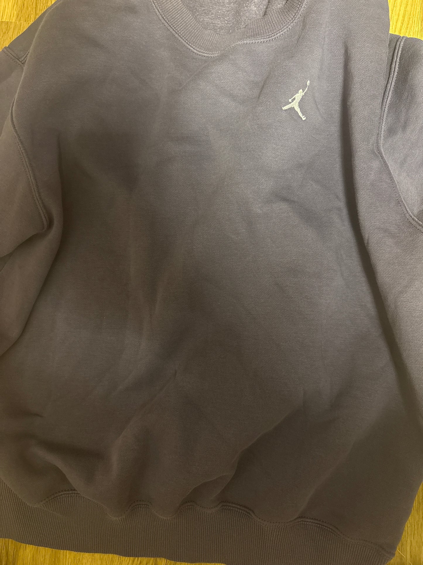 Nike Jordan Frauen Pulli , Größe S, lila