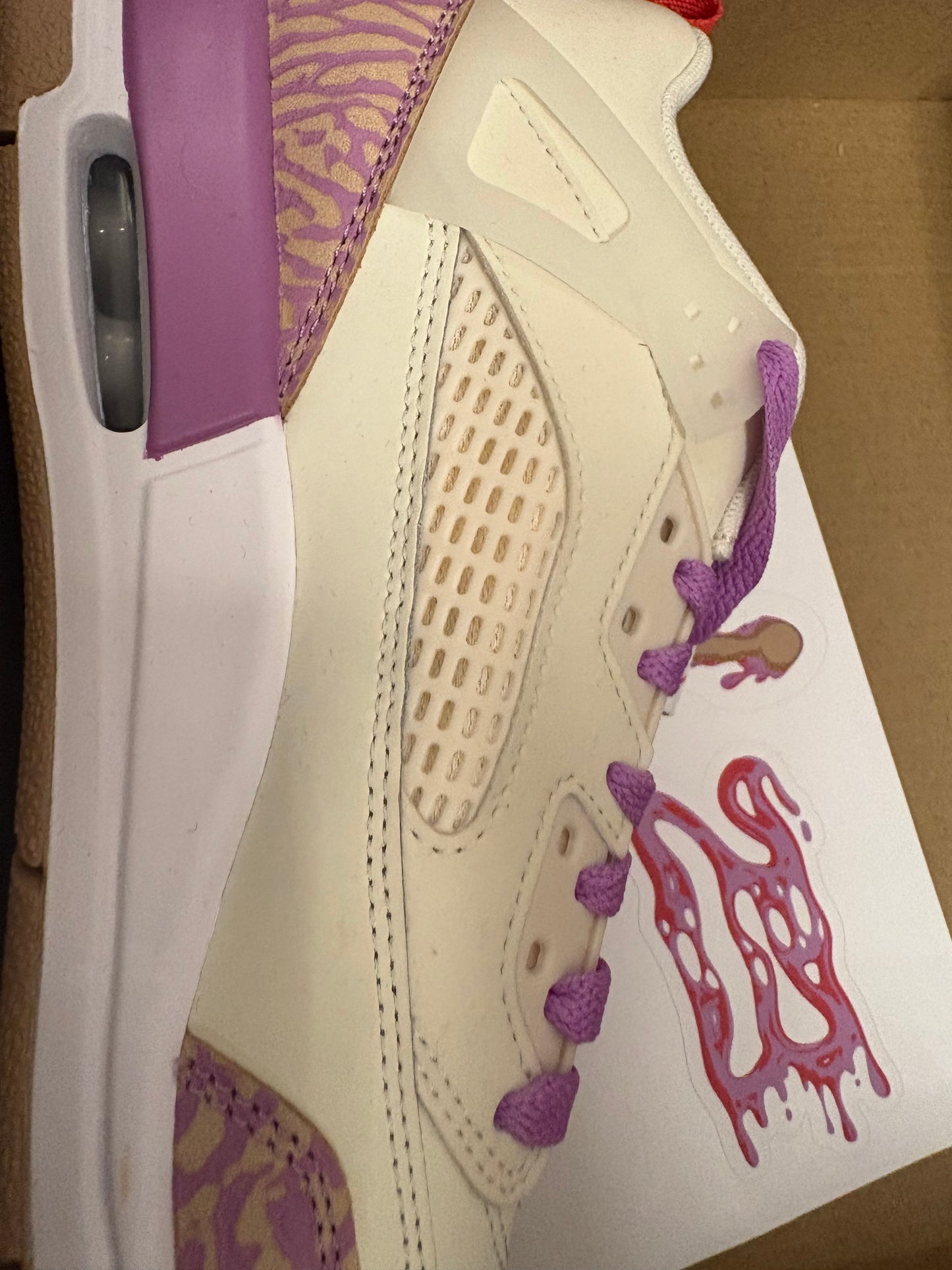 Nike Jordan Spizike Low, in beige/lila, Größe 39