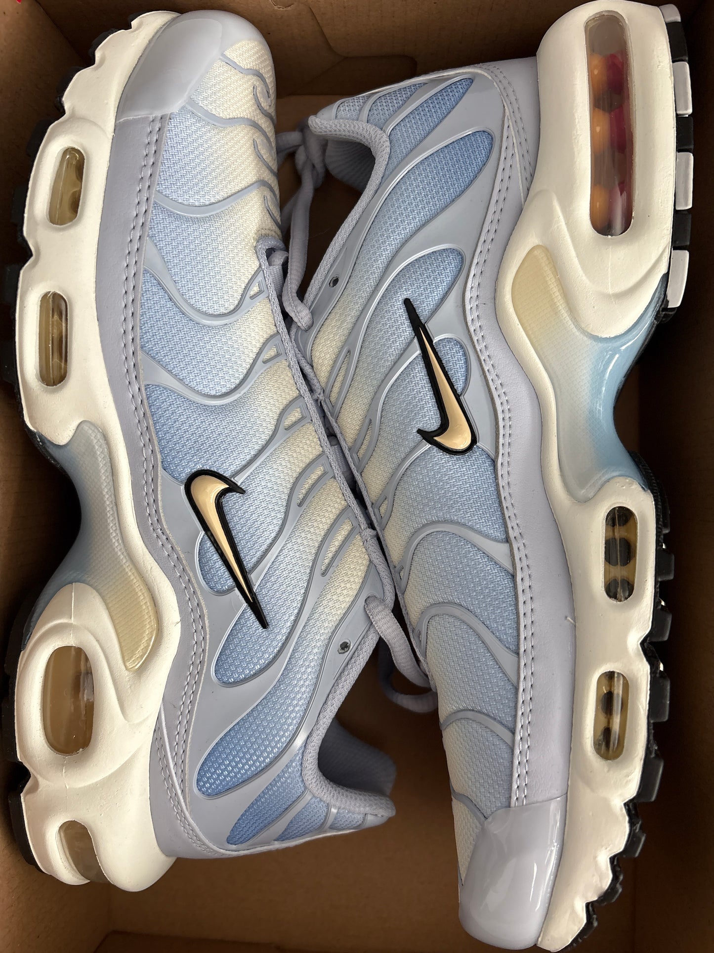 Nike Air Max Plus TN in hellblau/weiss, Gr. 40