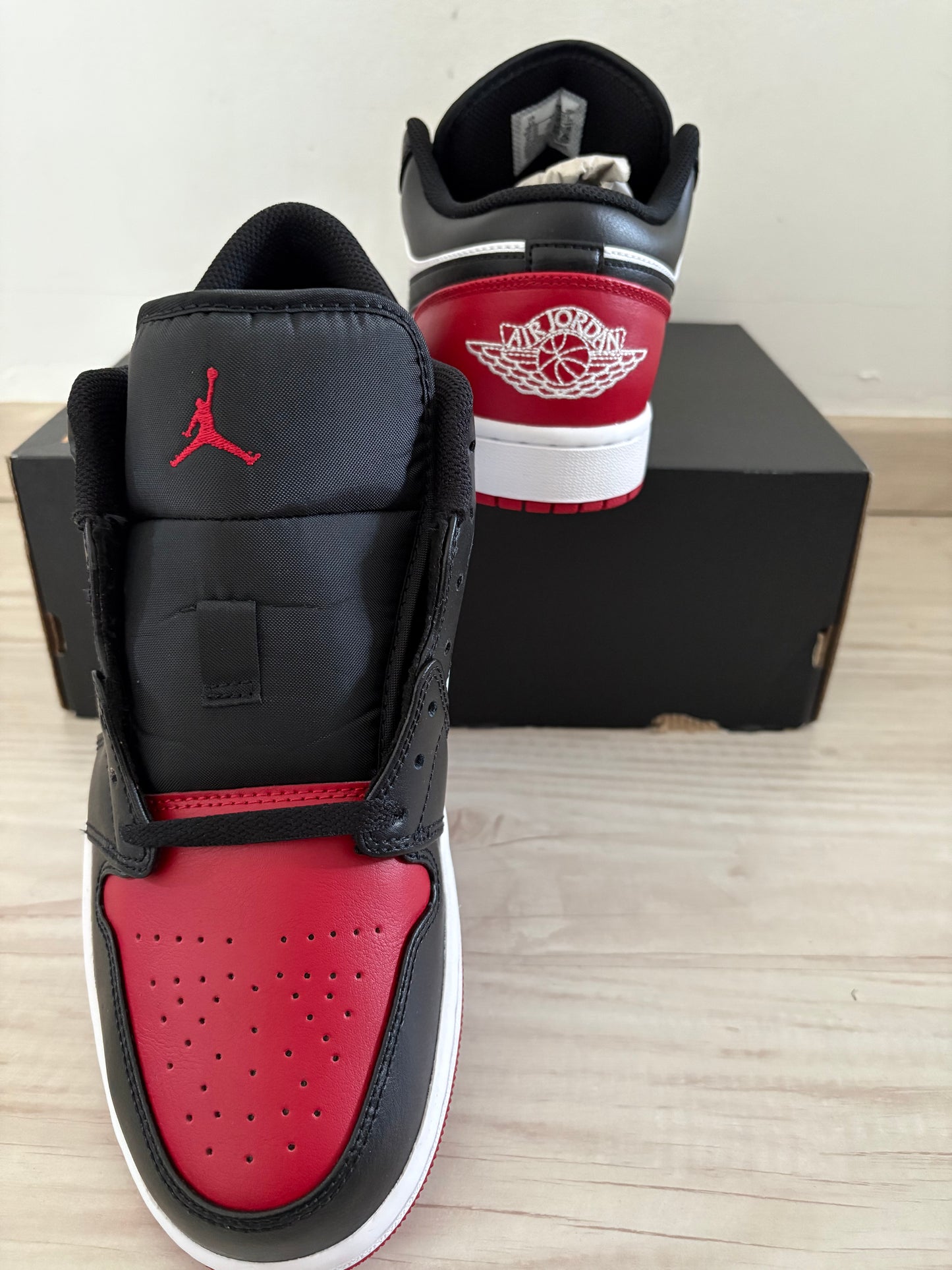 Nike Air Jordan 1 Low Größe wählbar in rot/schwarz/weiss