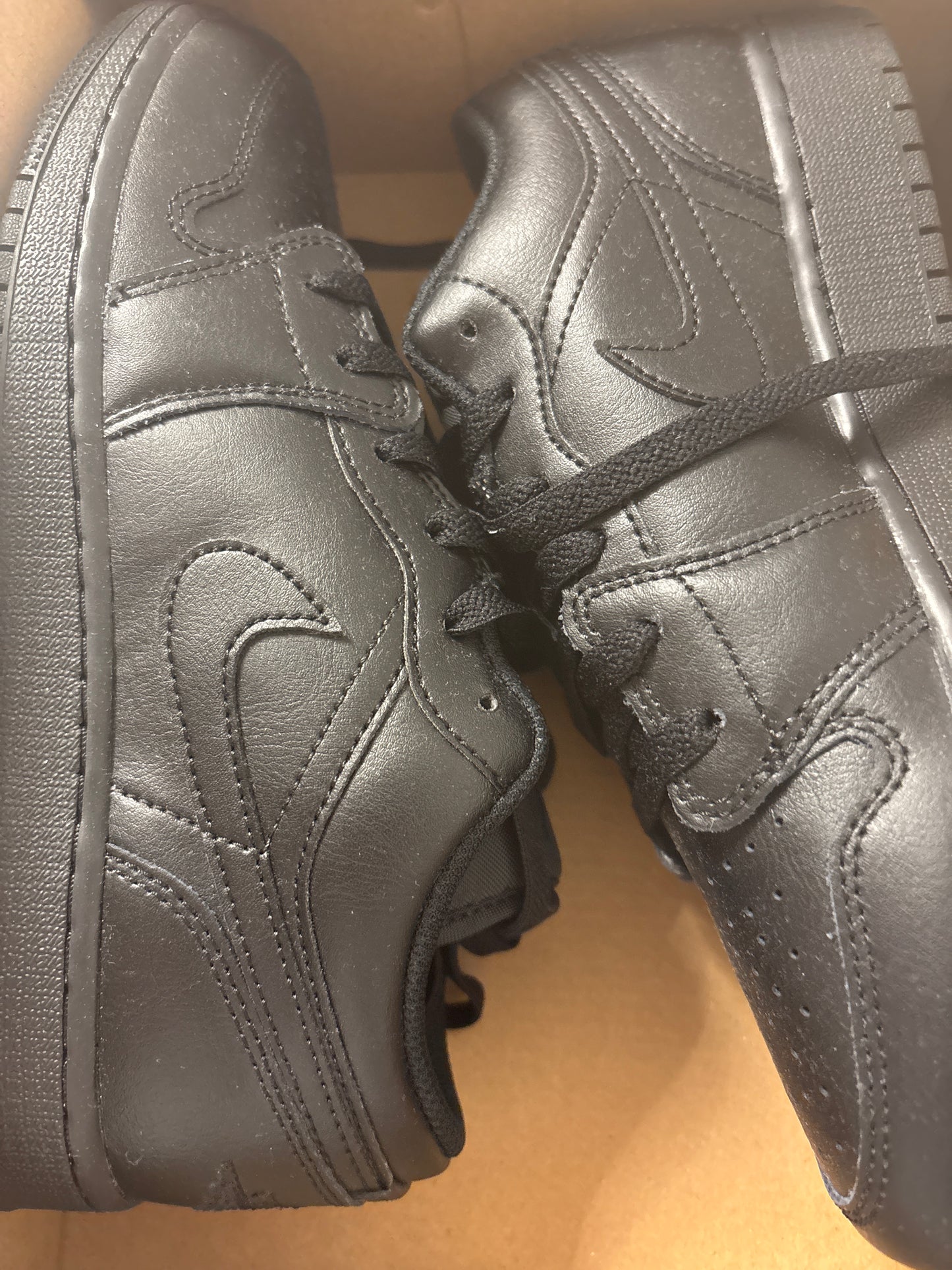 Nike Jordan Low, in schwarz, Größe 38,5