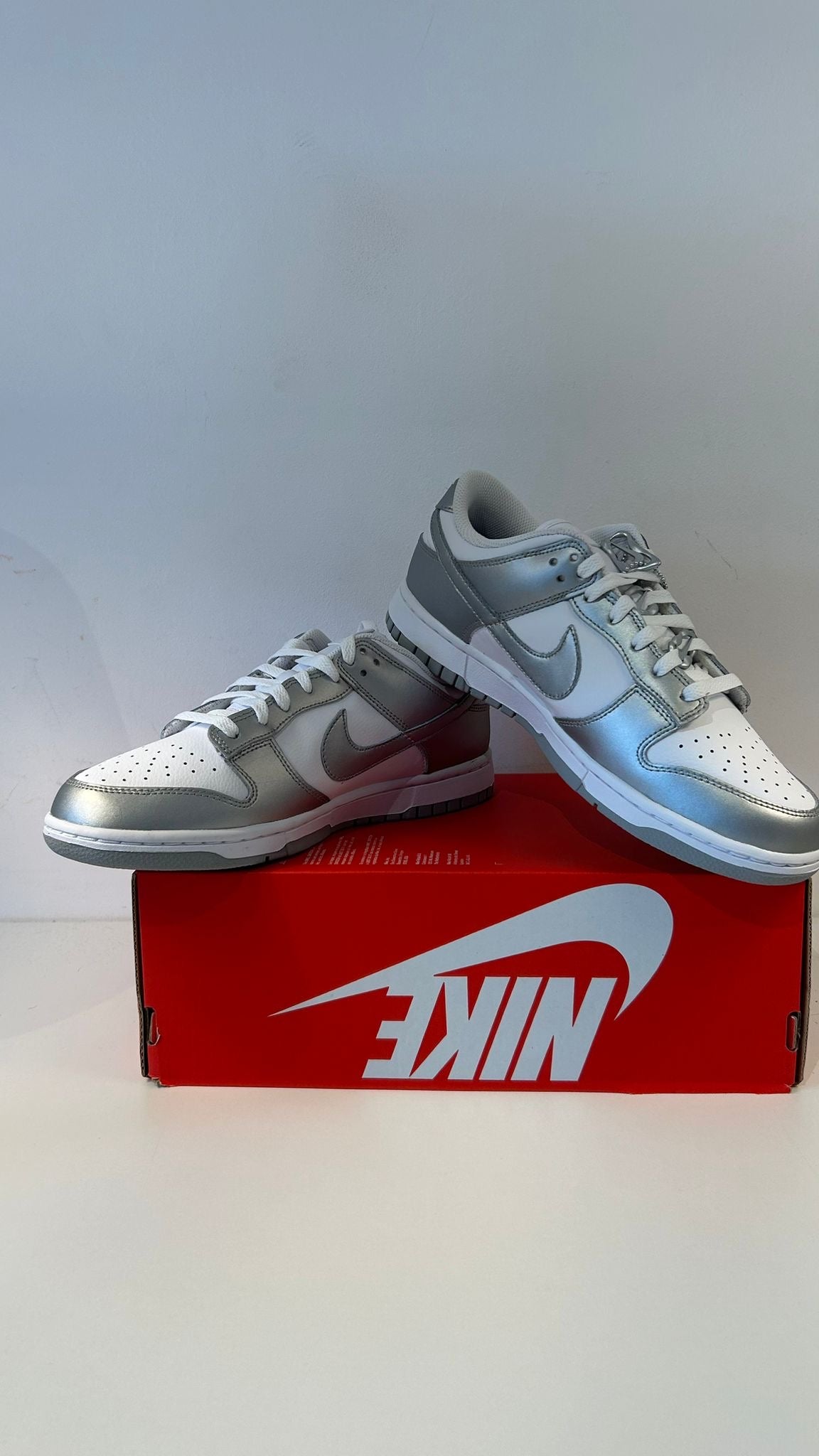 Nike Dunk low weiss/silber, Größe wählbar