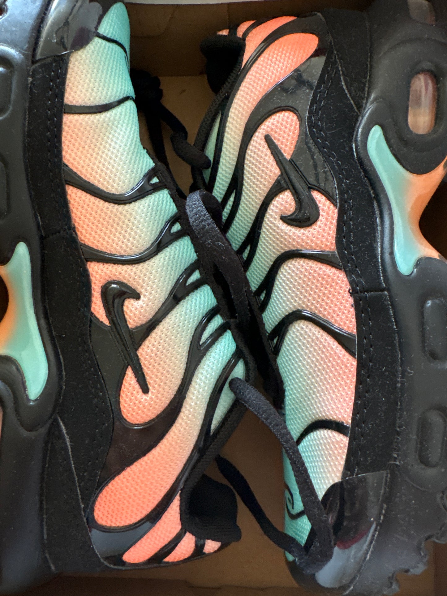 Nike Airmax Plus TN, Größe 31,5