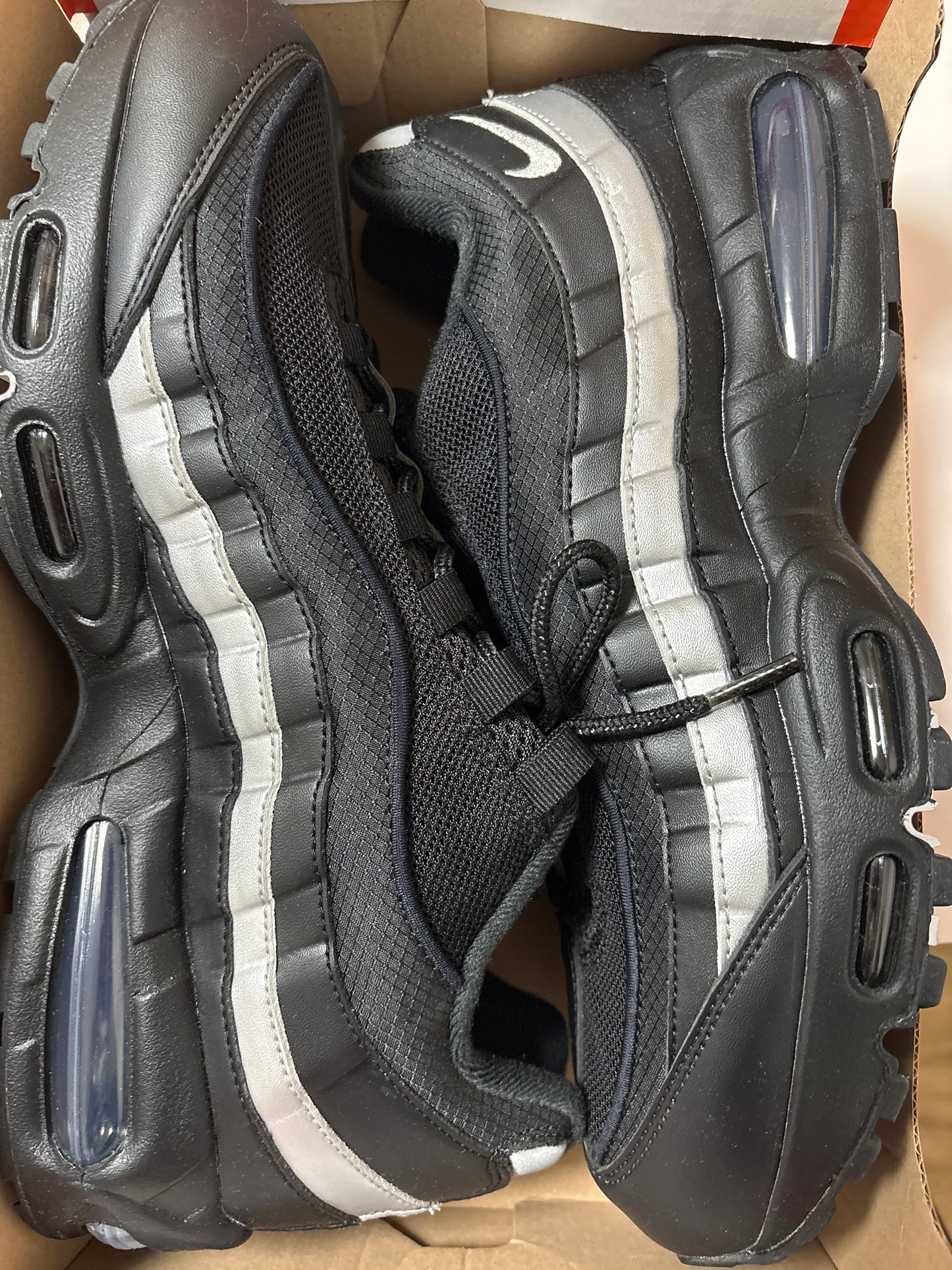 Nike Air Max 95 in schwarz/silber, Gr. Wählbar