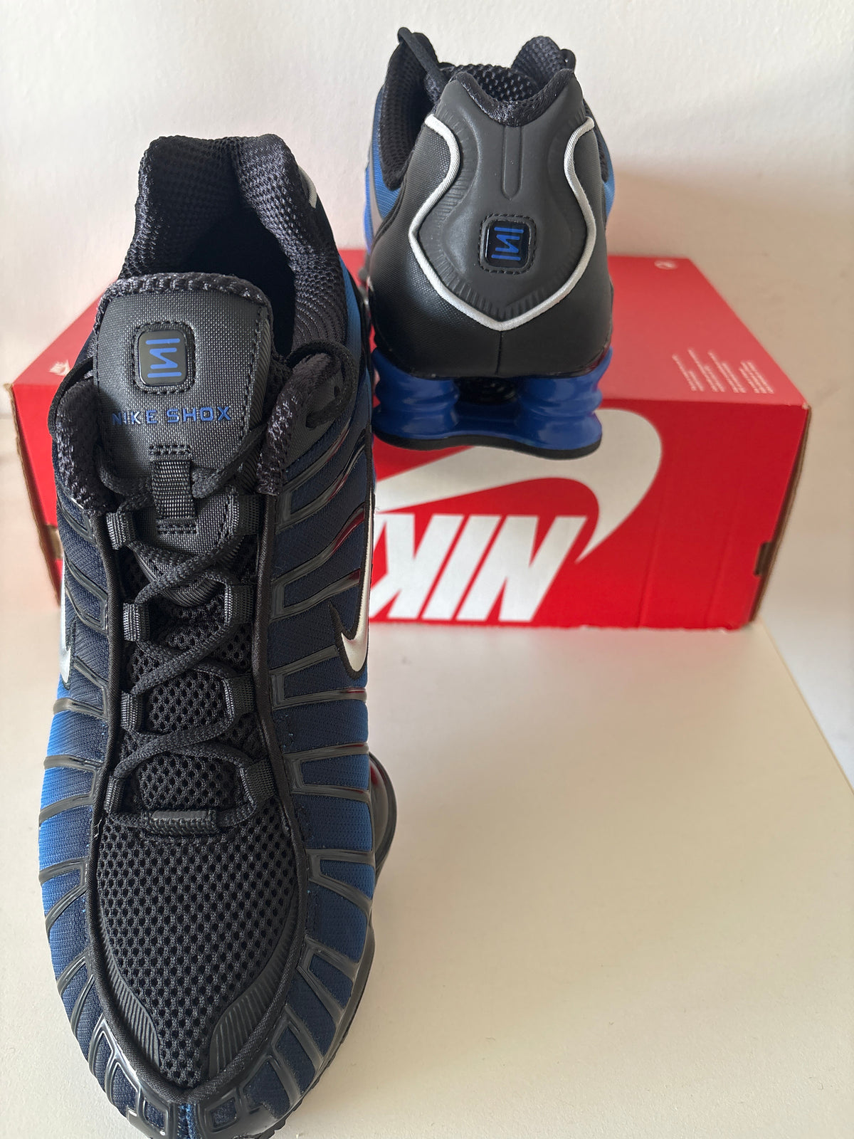 Nike Shox TL in blau/schwarz, Größe 45,5